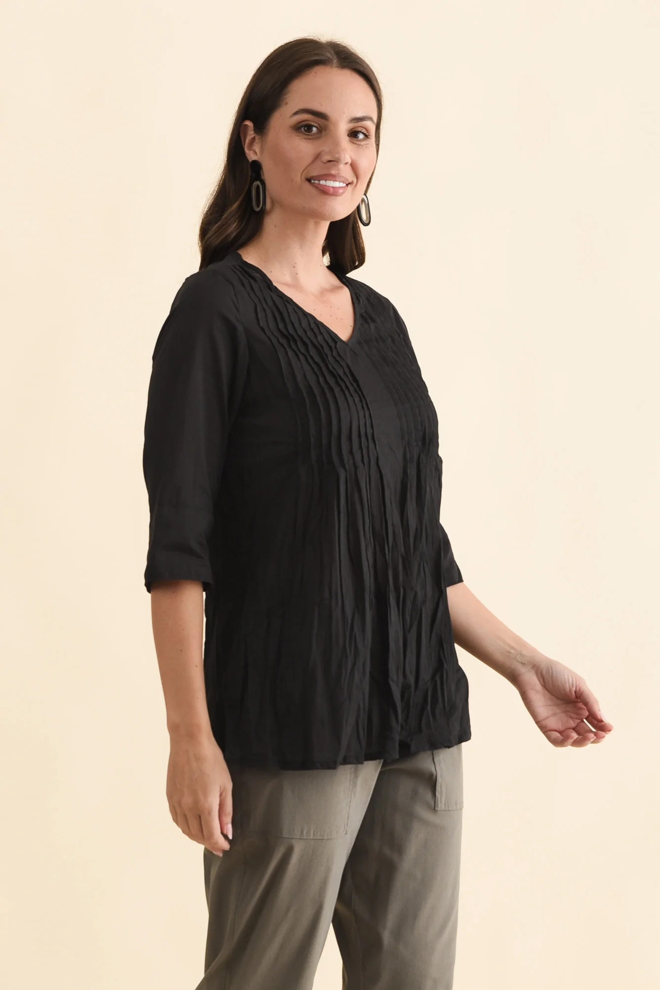 Fia Black Sleeved Crinkle Cotton Top - Image 4