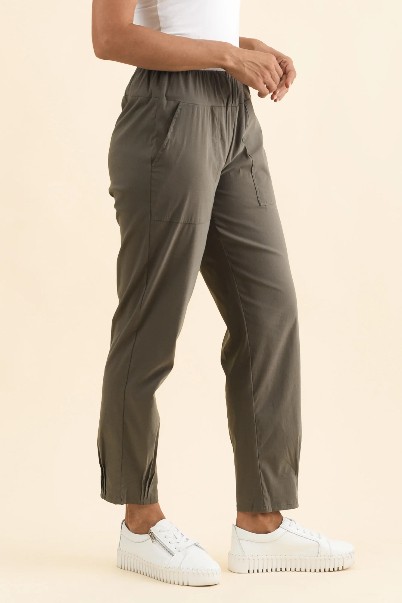 Air-Lite Olive Stretch Pocket Pants - Image 3