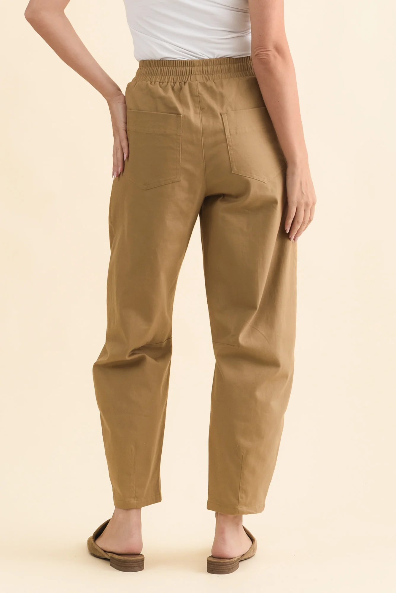 Andy Camel Cotton Barrel Pants - Image 5