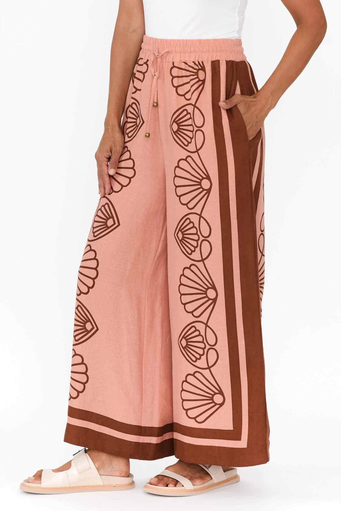 Aphrodite Chocolate Seashell Linen Pants - Image 3