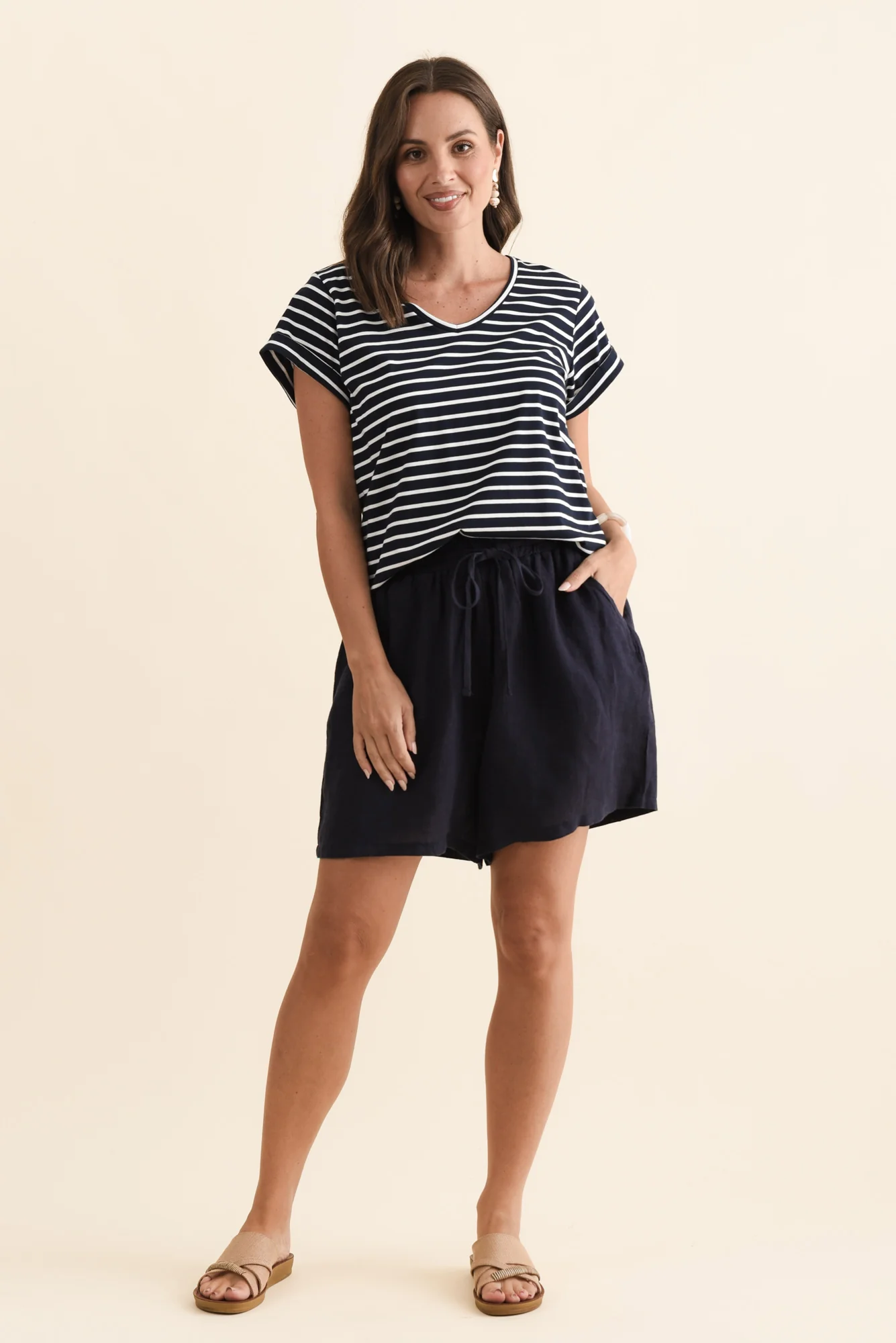 Astoria Navy Linen Drawstring Shorts - Image 7