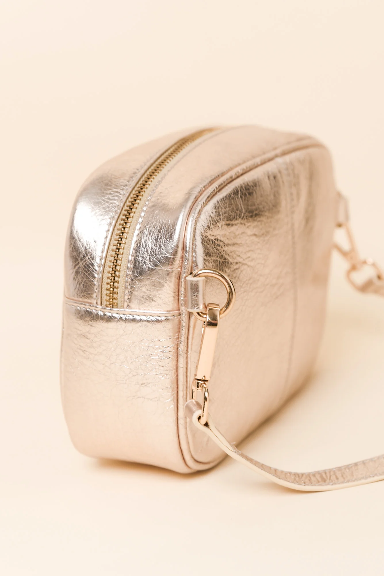 Aurora Champagne Metallic Crossbody Bag - Image 2