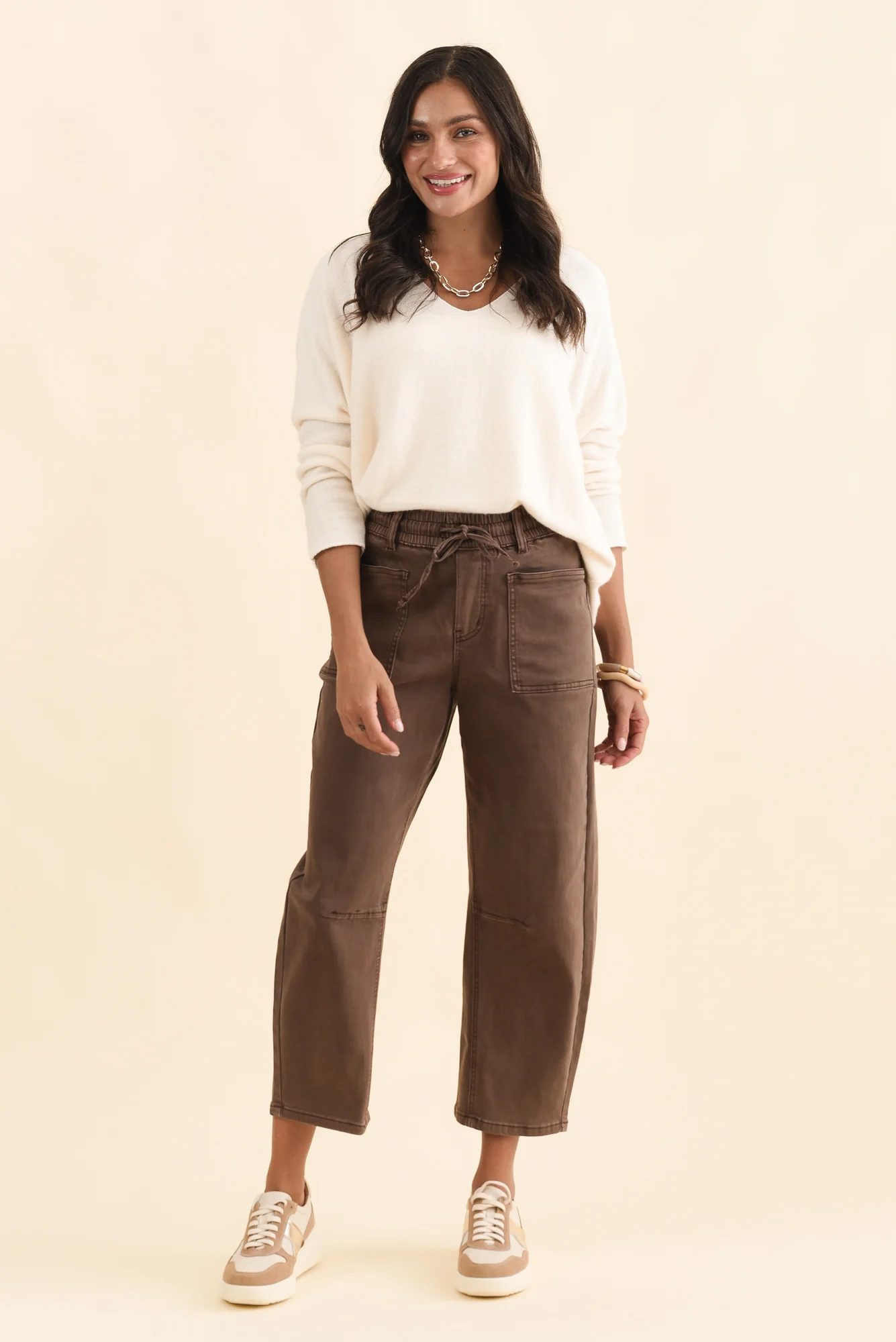 BB Barrel Chocolate Jeans - Image 3