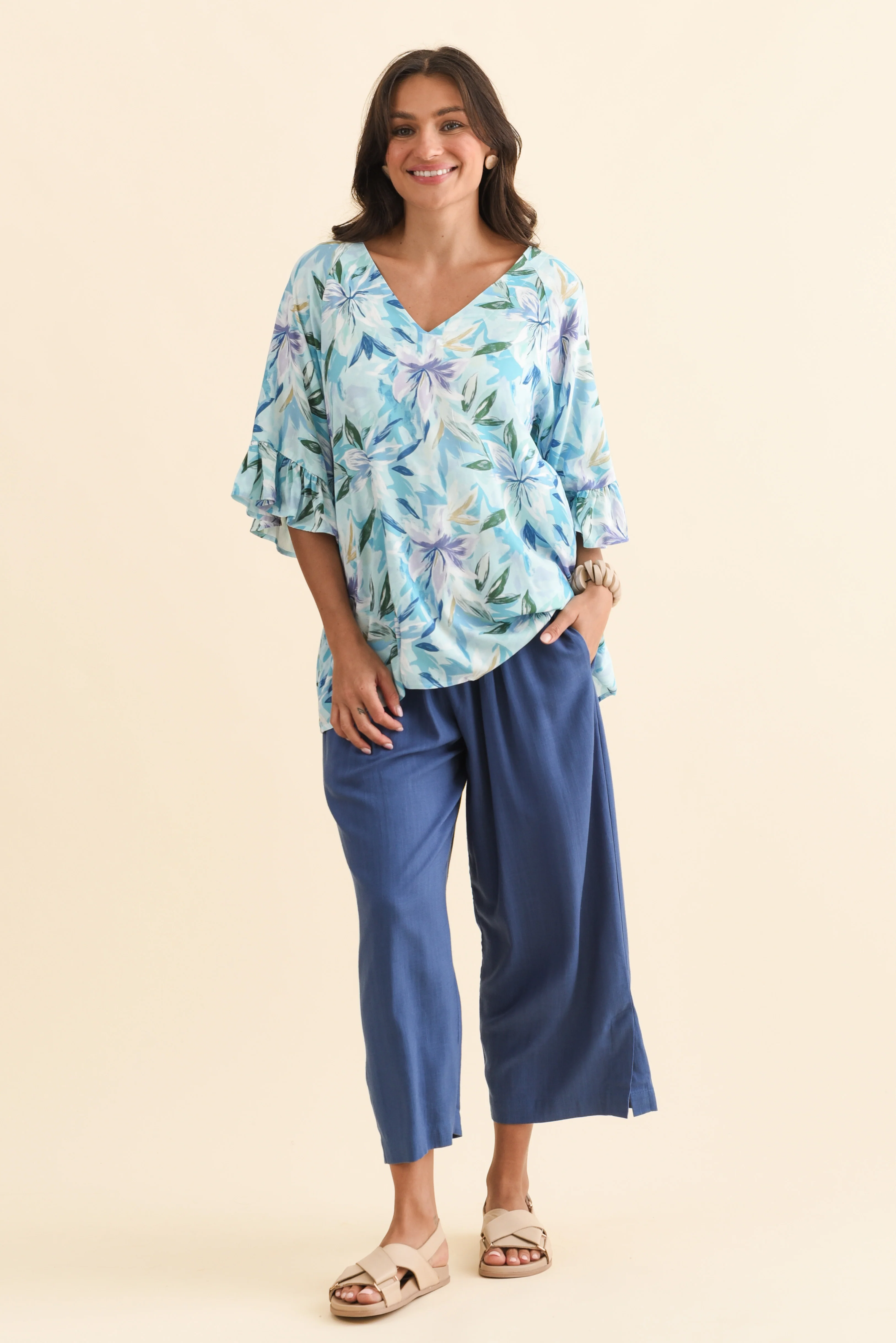 Belinda Blue Linen Blend Cropped Pants - Image 6