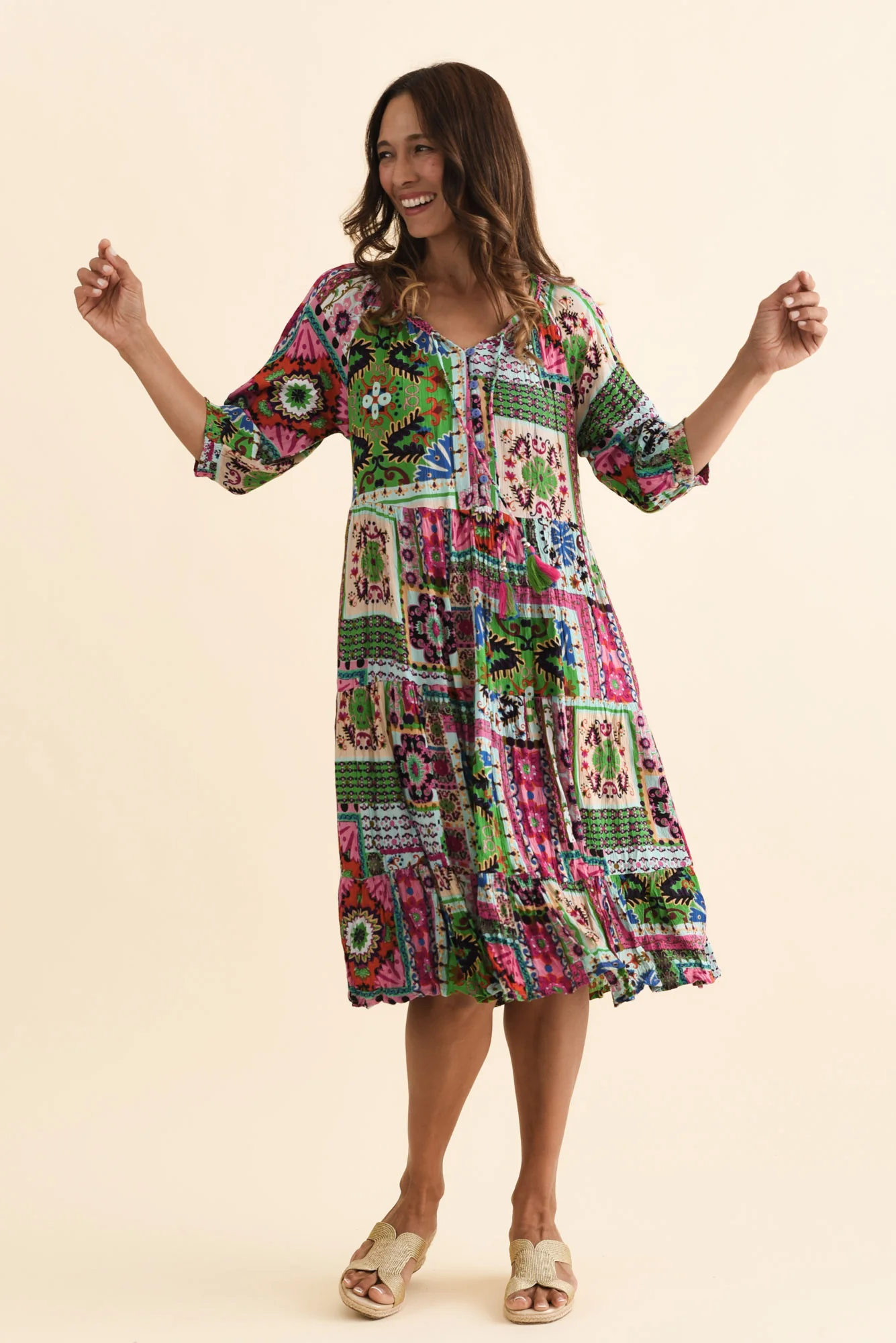 Belmira Green Abstract Pocket Dress - Image 2
