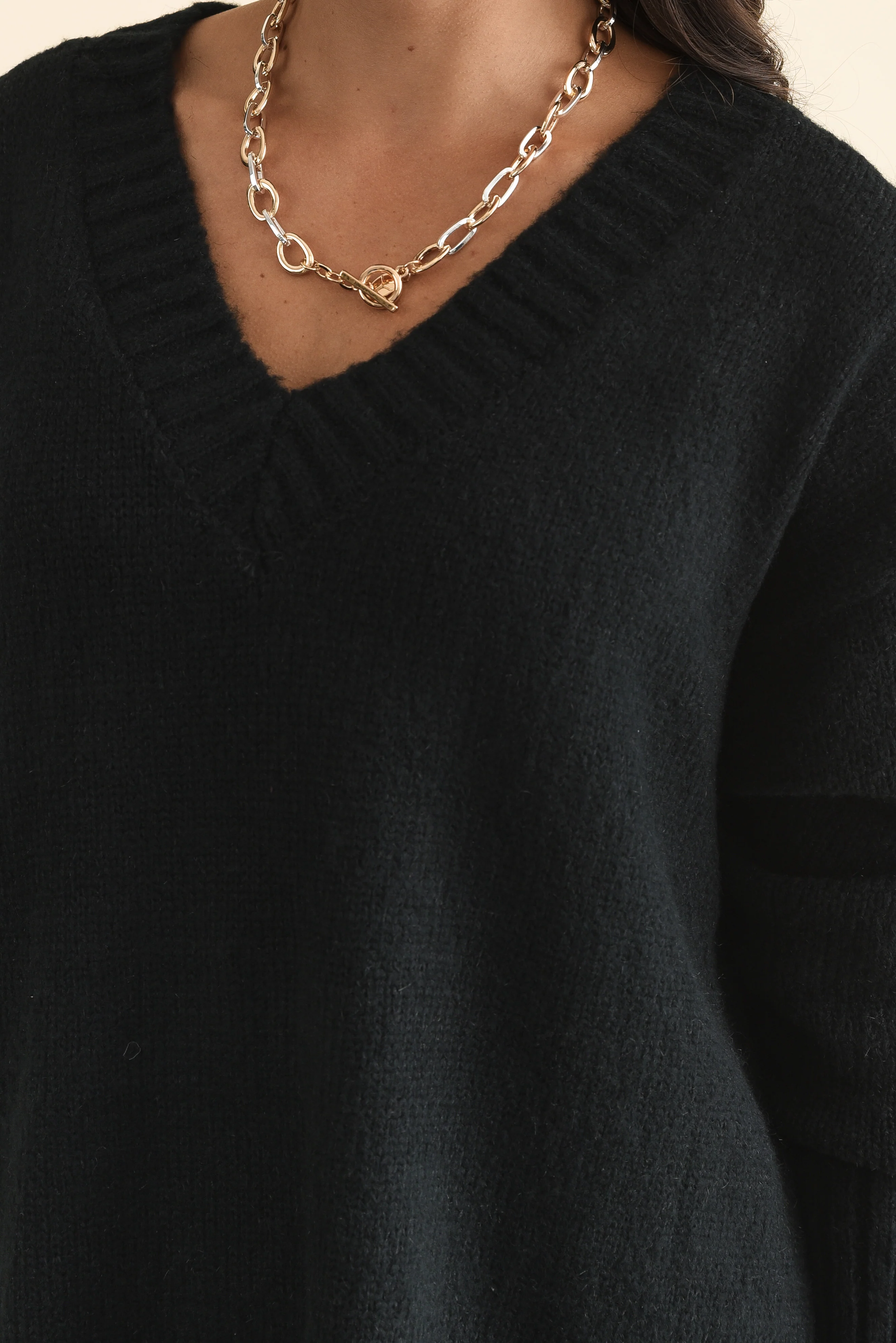 Brilla Black V Neck Jumper - Image 5