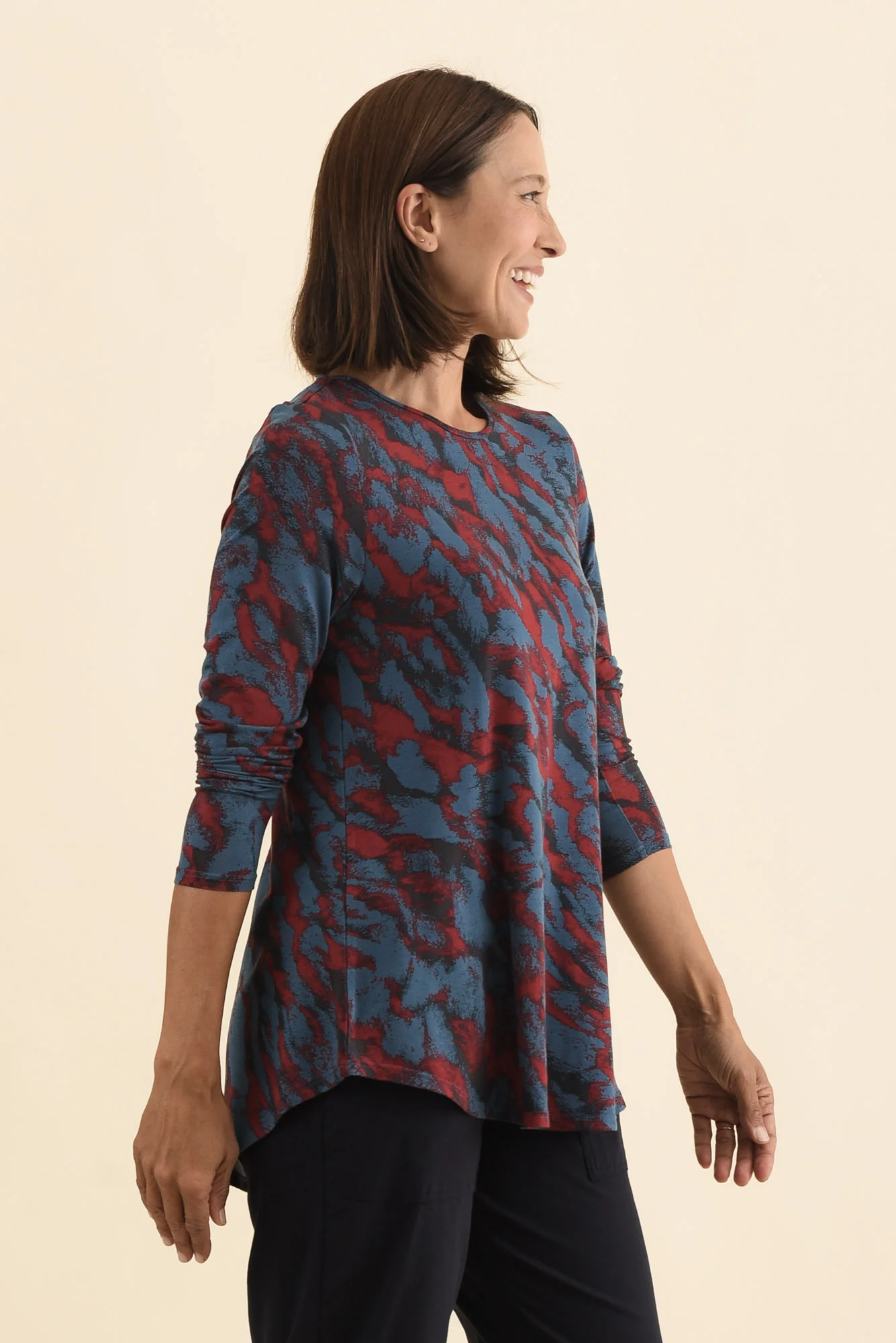 Buttery Carla Red Brushstroke Top - Image 3