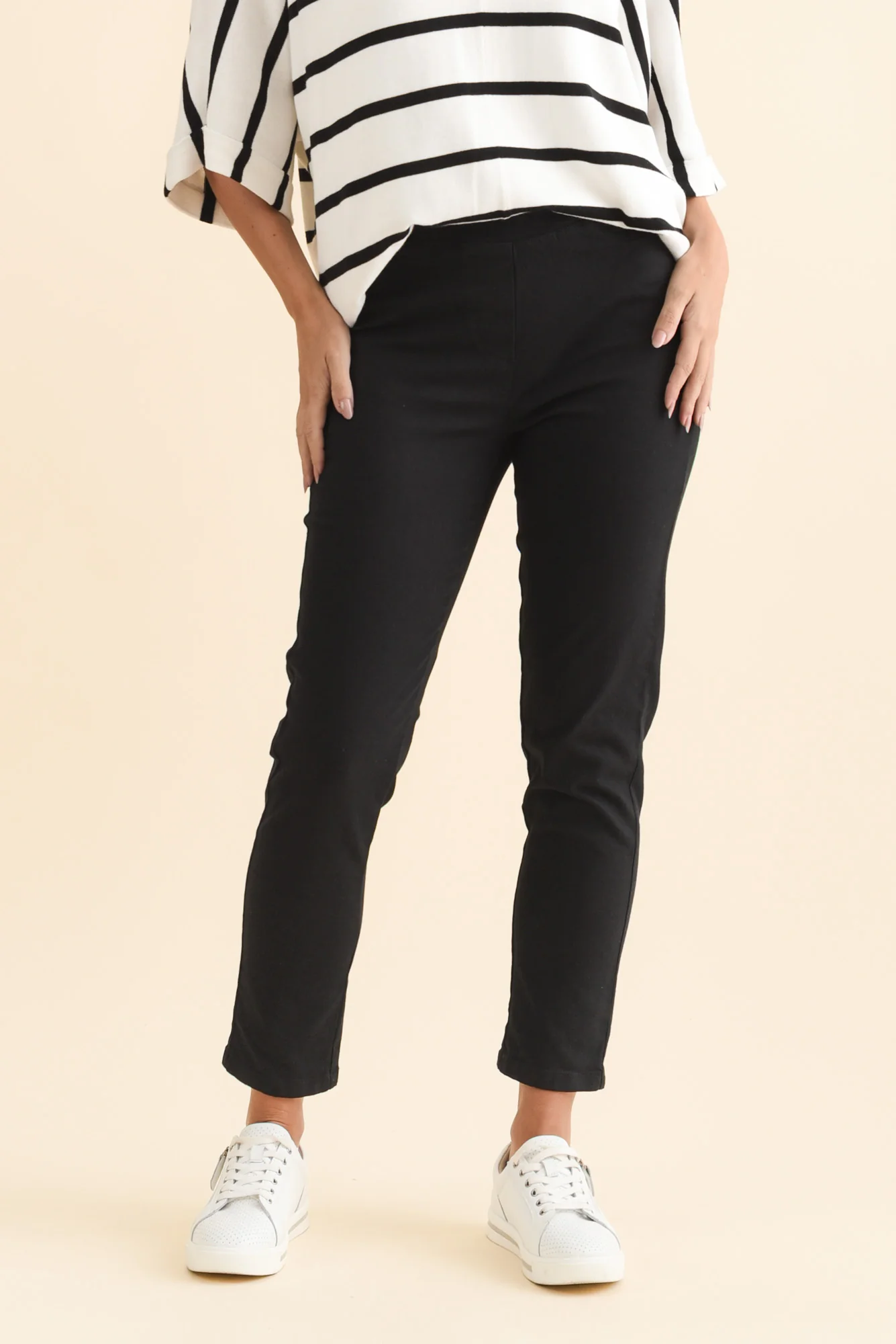 Callie Black Cotton 7/8 Stretch Pants - Image 2