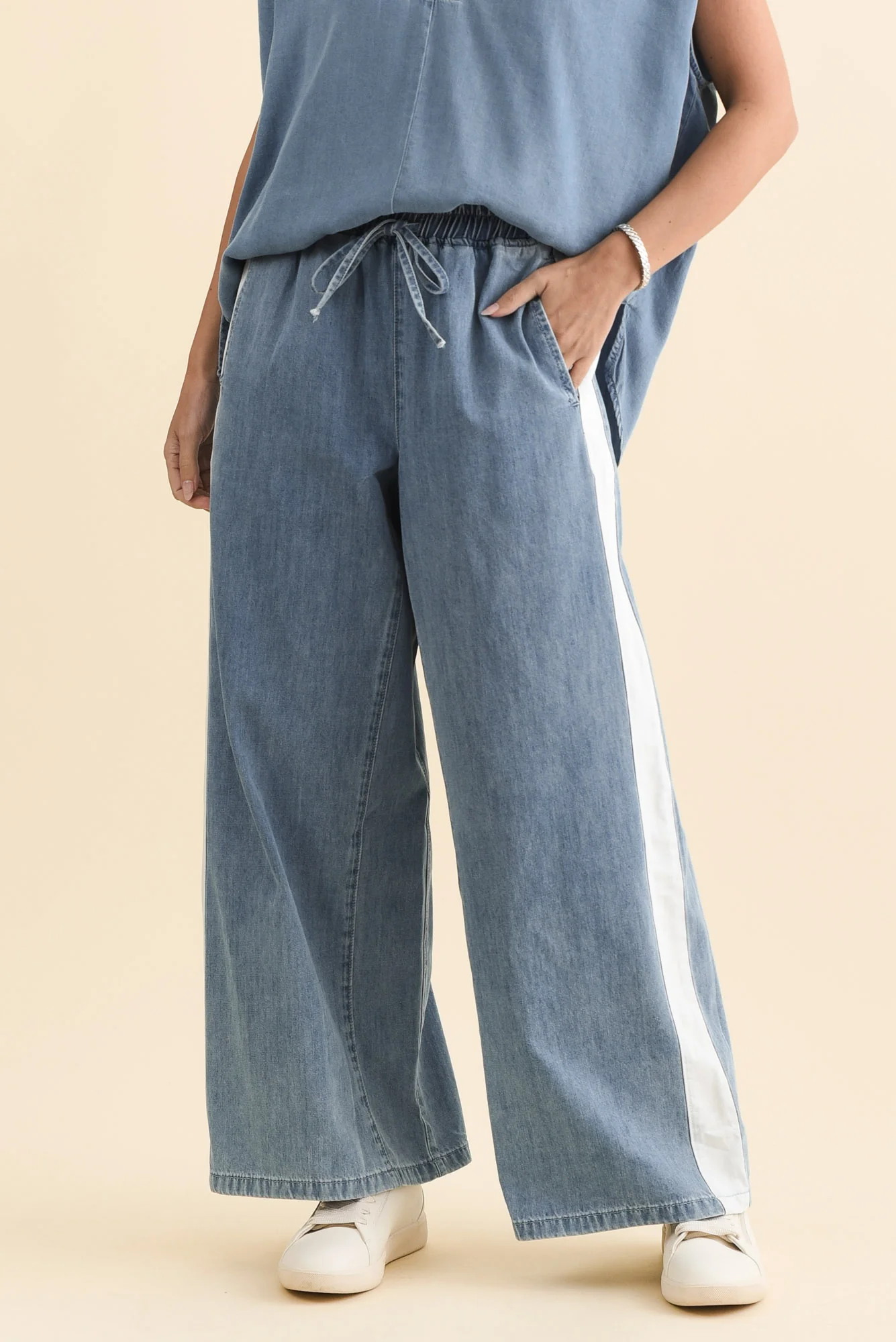 Callie Blue Contrast Denim Jogger Pants
