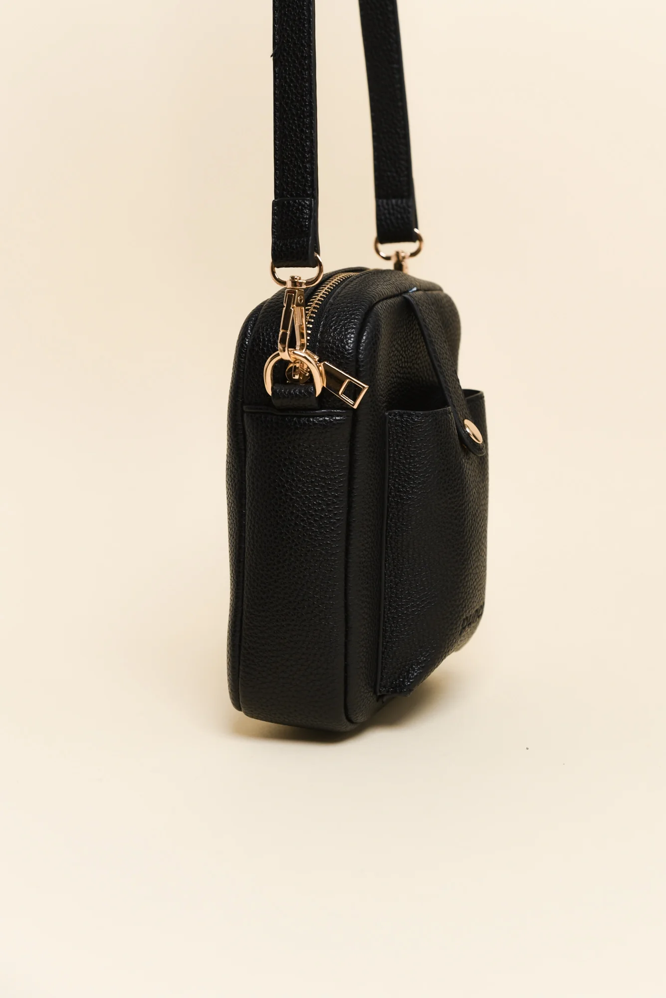 Charlie Black Crossbody Bag - Image 3