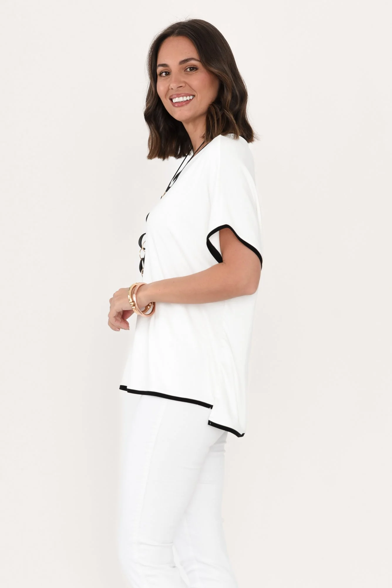 Clara White Contrast Black Trim Tee - Image 3
