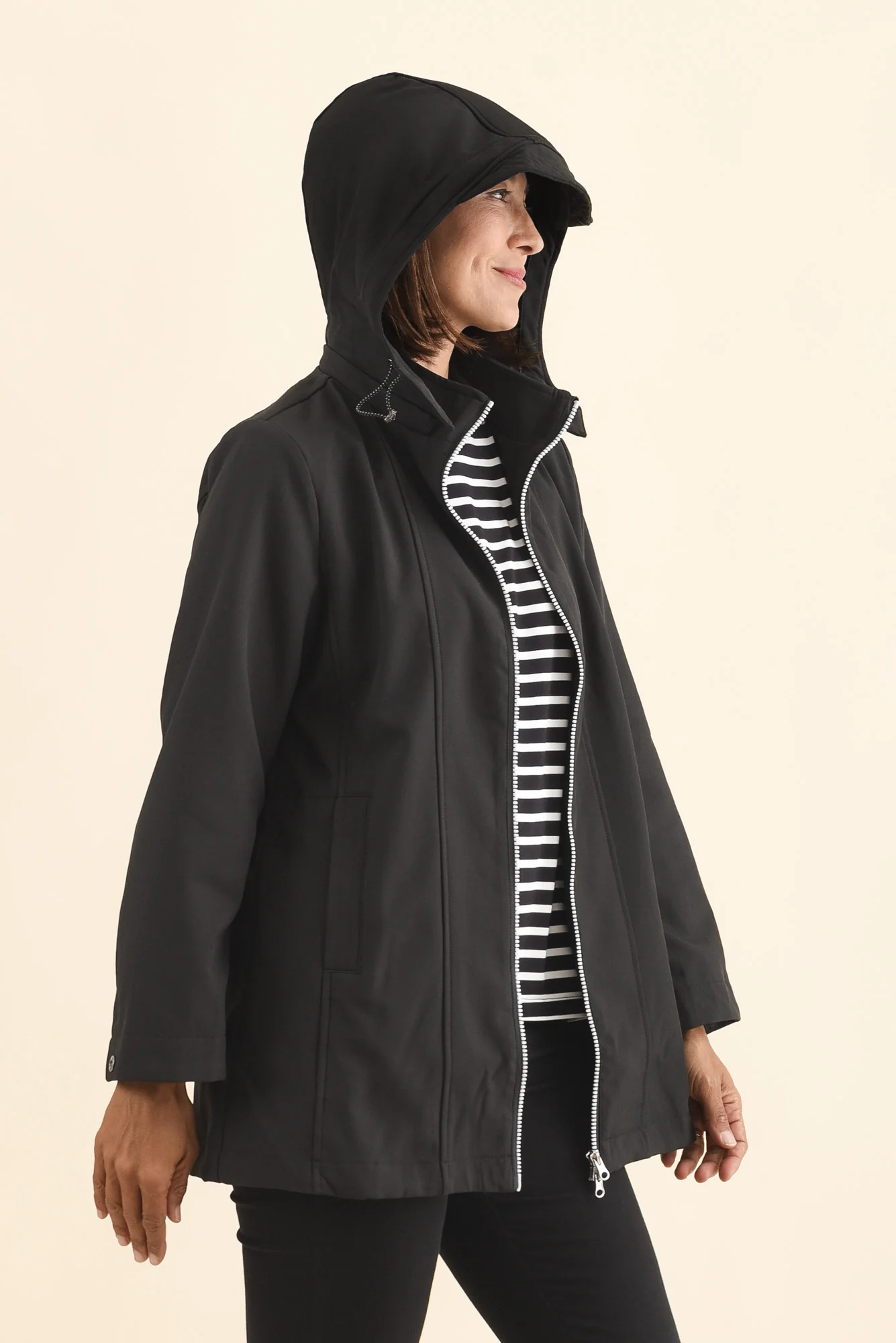 Cora Black Zip Jacket - Image 3