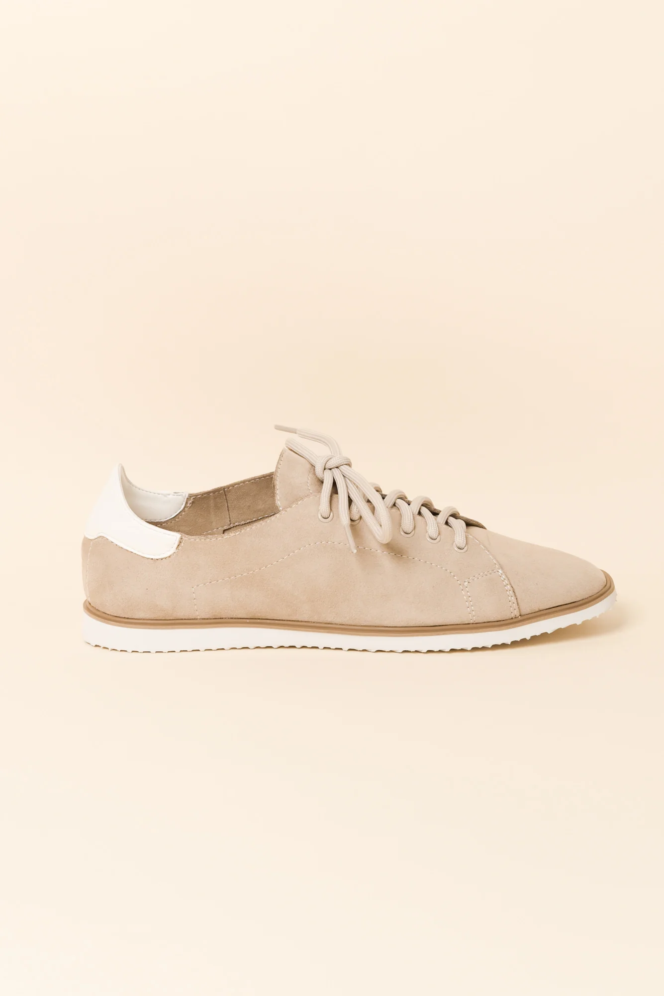 Cuavella Sand Suede Sneaker