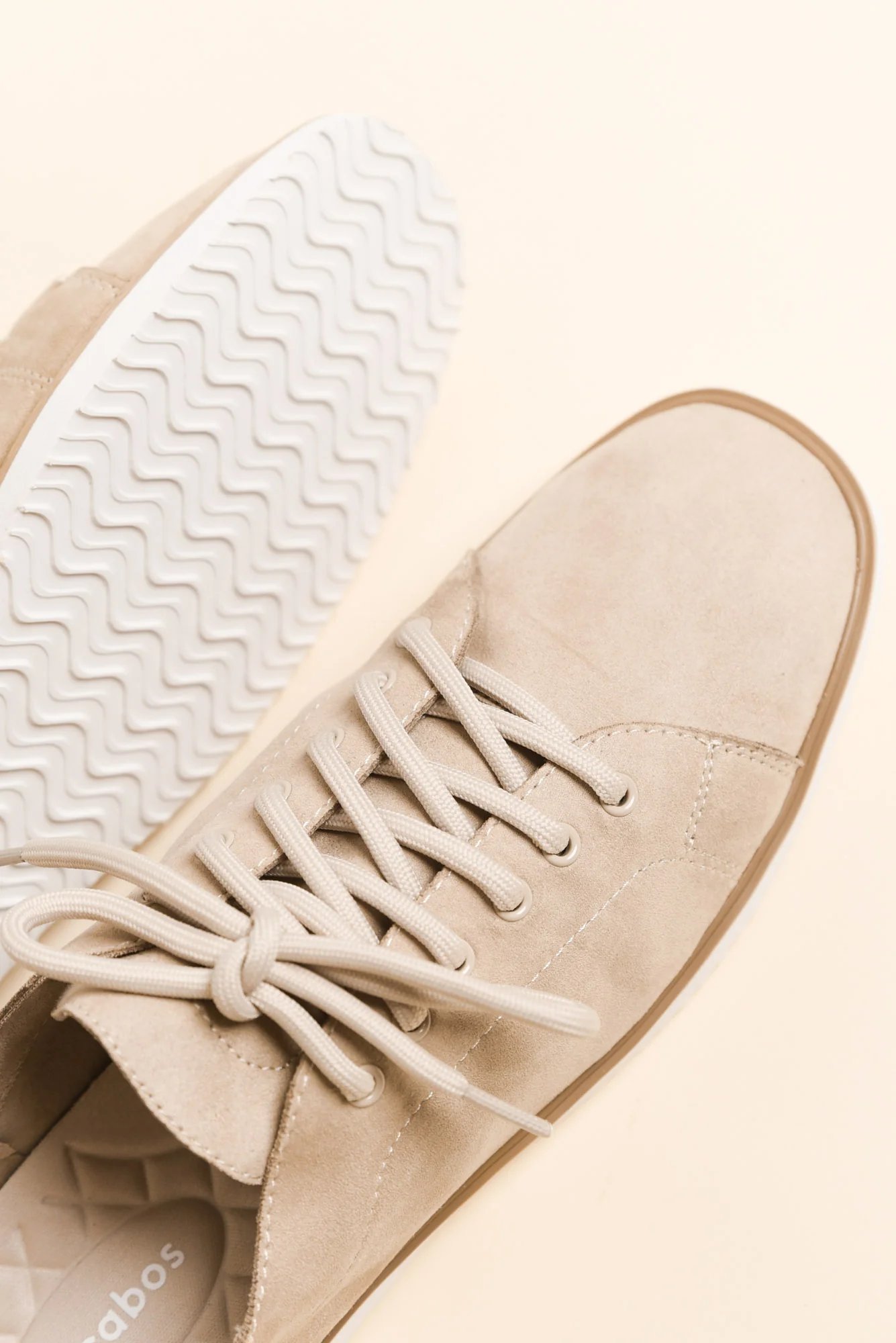 Cuavella Sand Suede Sneaker - Image 4