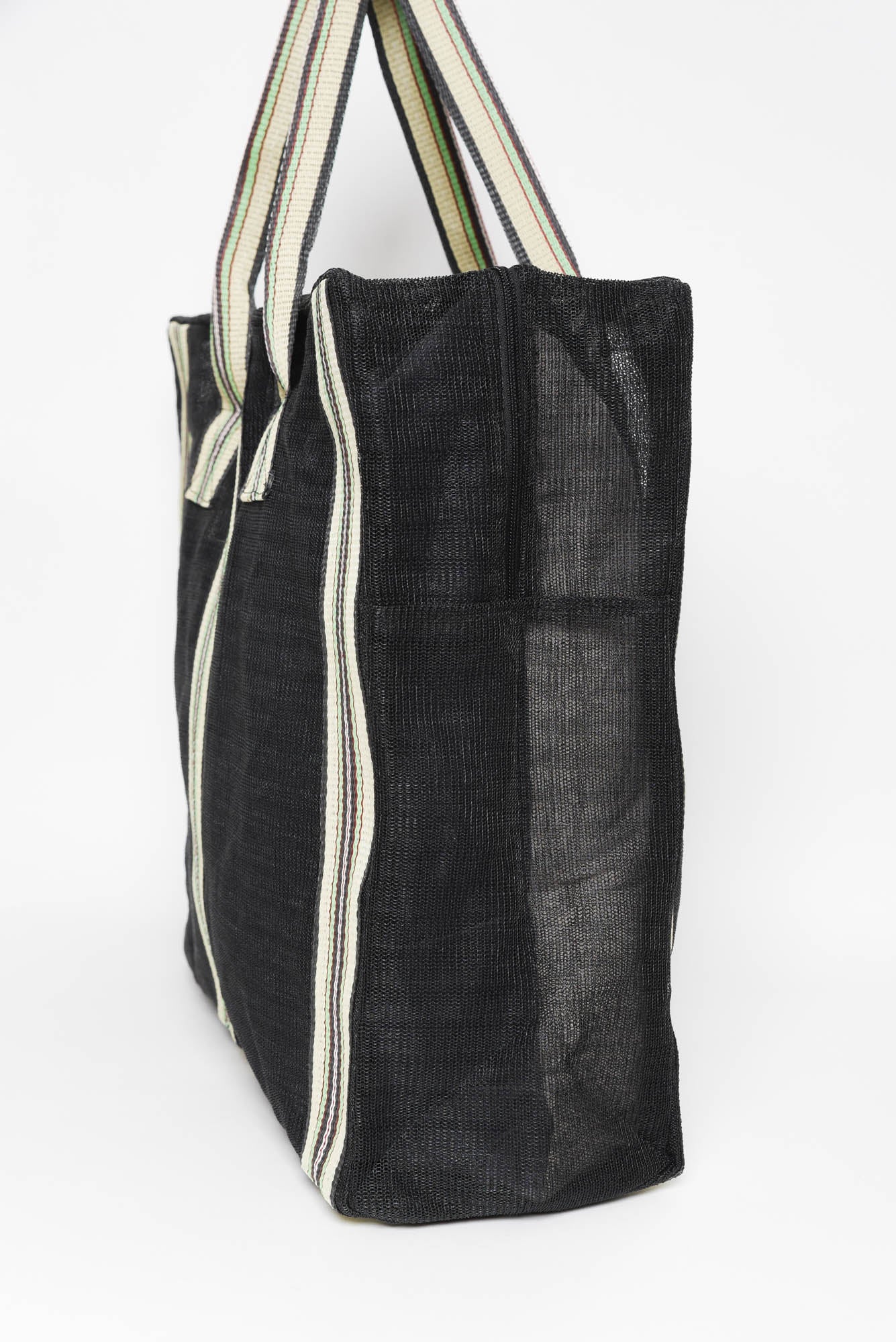 Cupid Black Mesh Tote Bag - Image 2