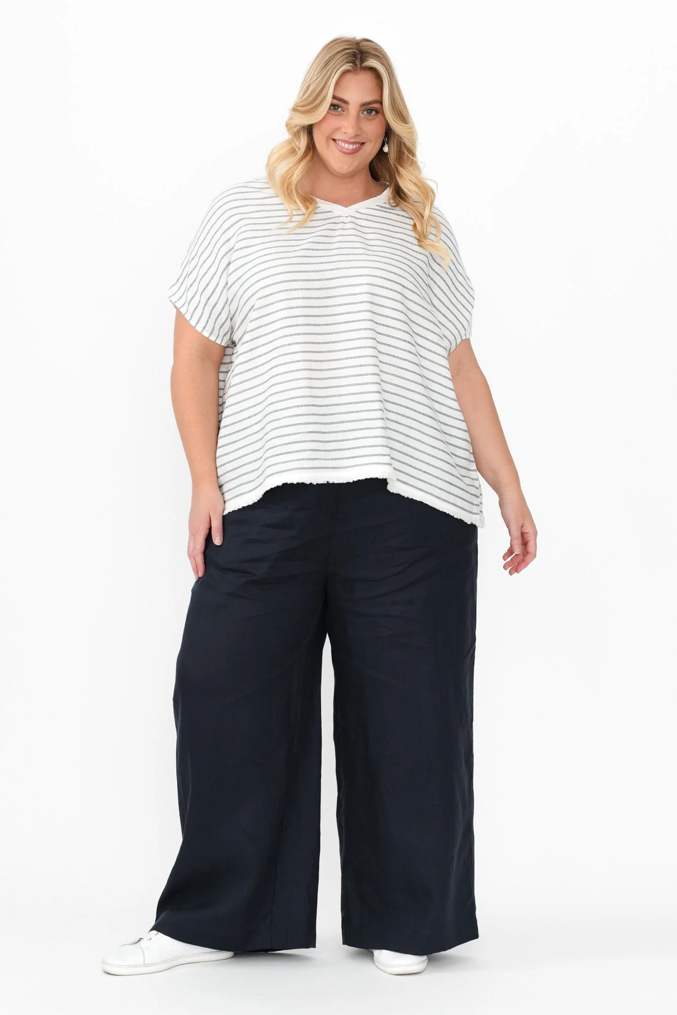 Delsey Navy Linen Wide Leg Pants - Image 7
