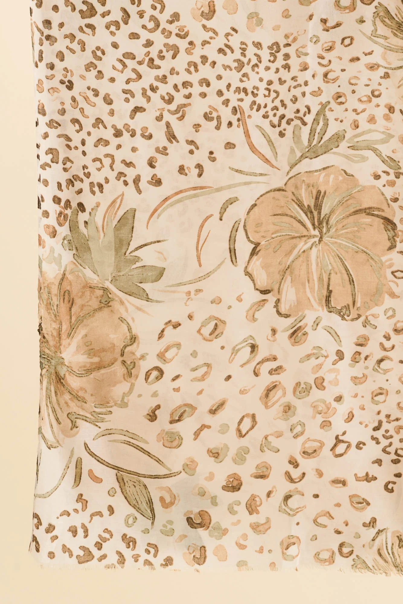 Elva Tan Leopard Scarf - Image 3