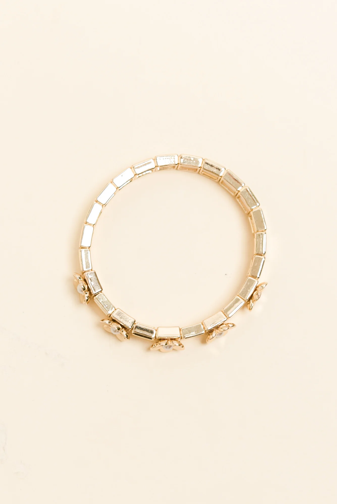 Emily Gold Flower Pearl Bracelet - Image 2