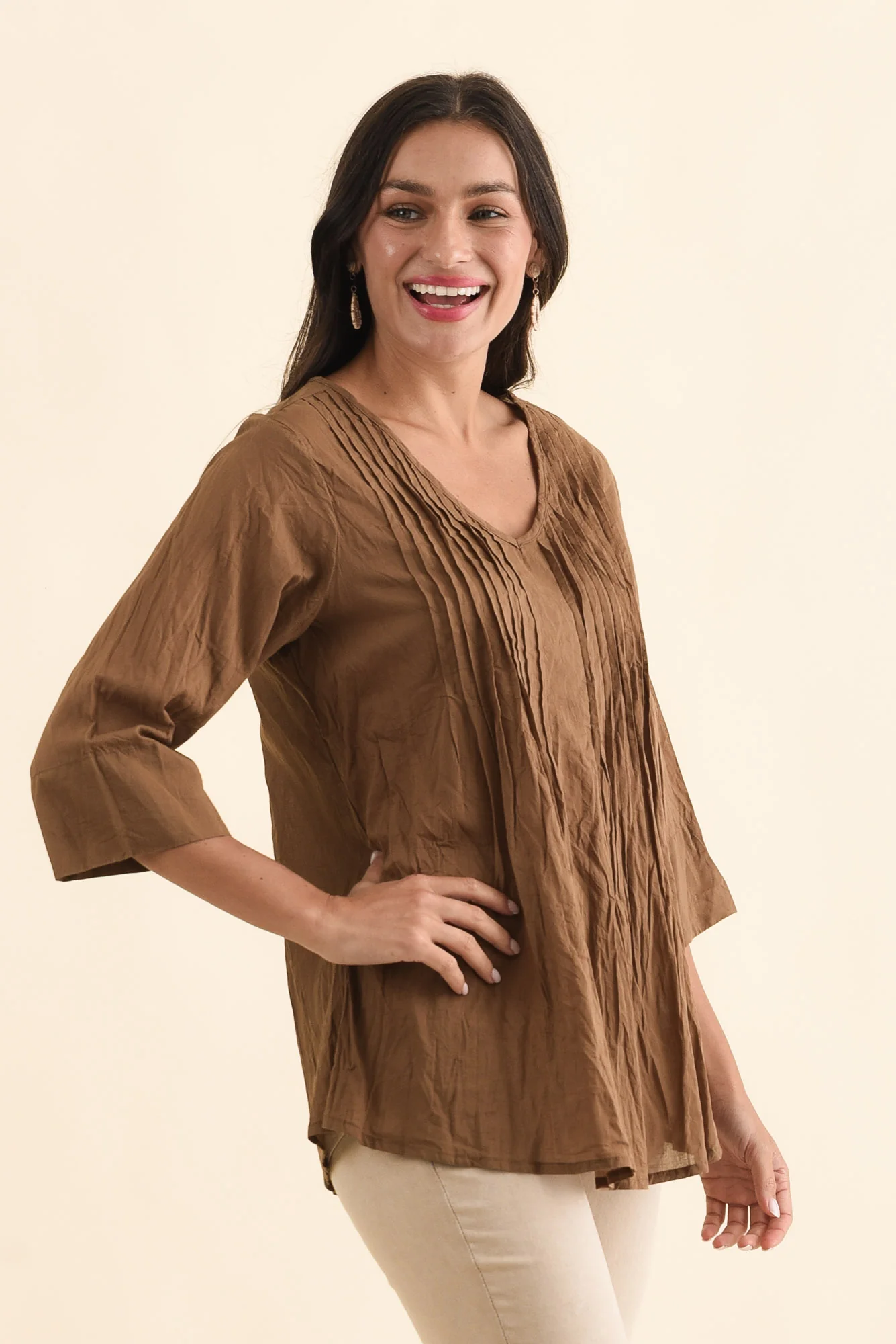 Fia Mocha Sleeved Crinkle Cotton Top - Image 4