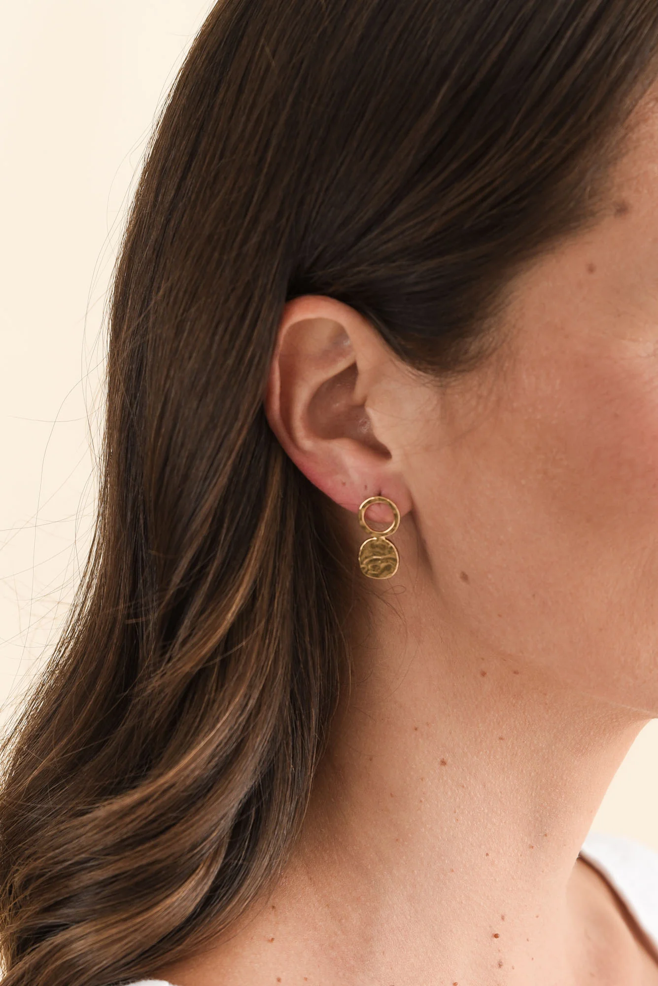 Gabe Gold Disc Drop Earrings - Image 2