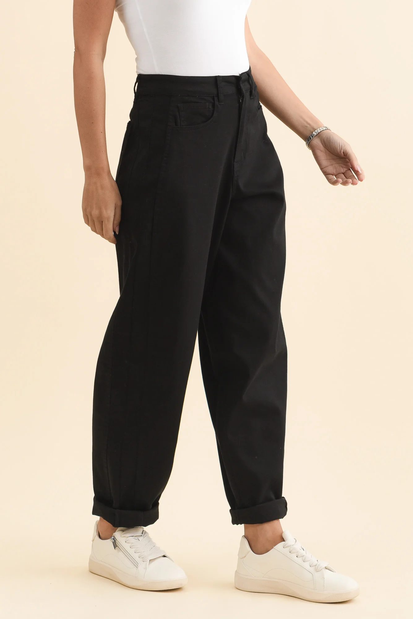 Garner Black Barrel Chino Pants - Image 3