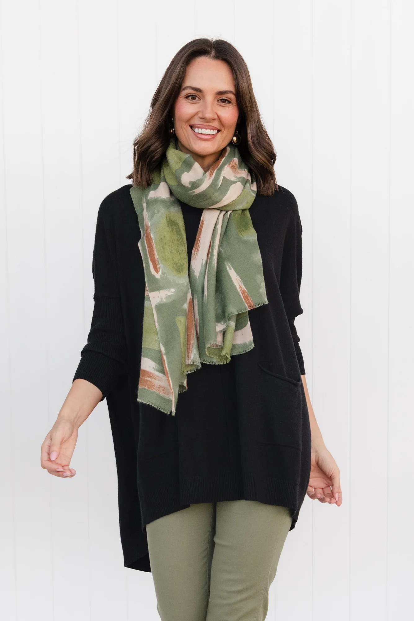 Gutha Green Abstract Scarf - Image 4