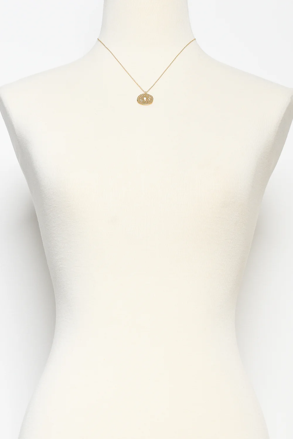 Haila Gold Disc Necklace - Image 2