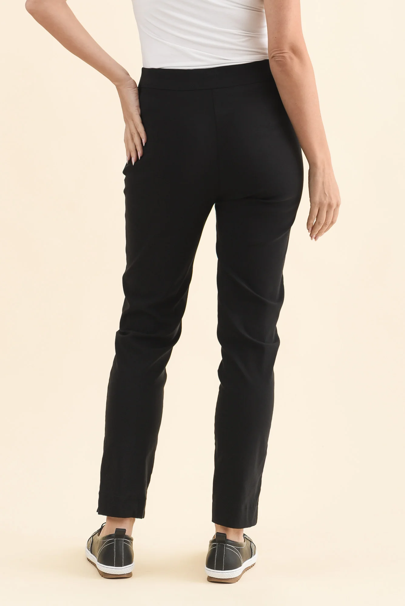 Harbour Black Stretch Pants - Image 4