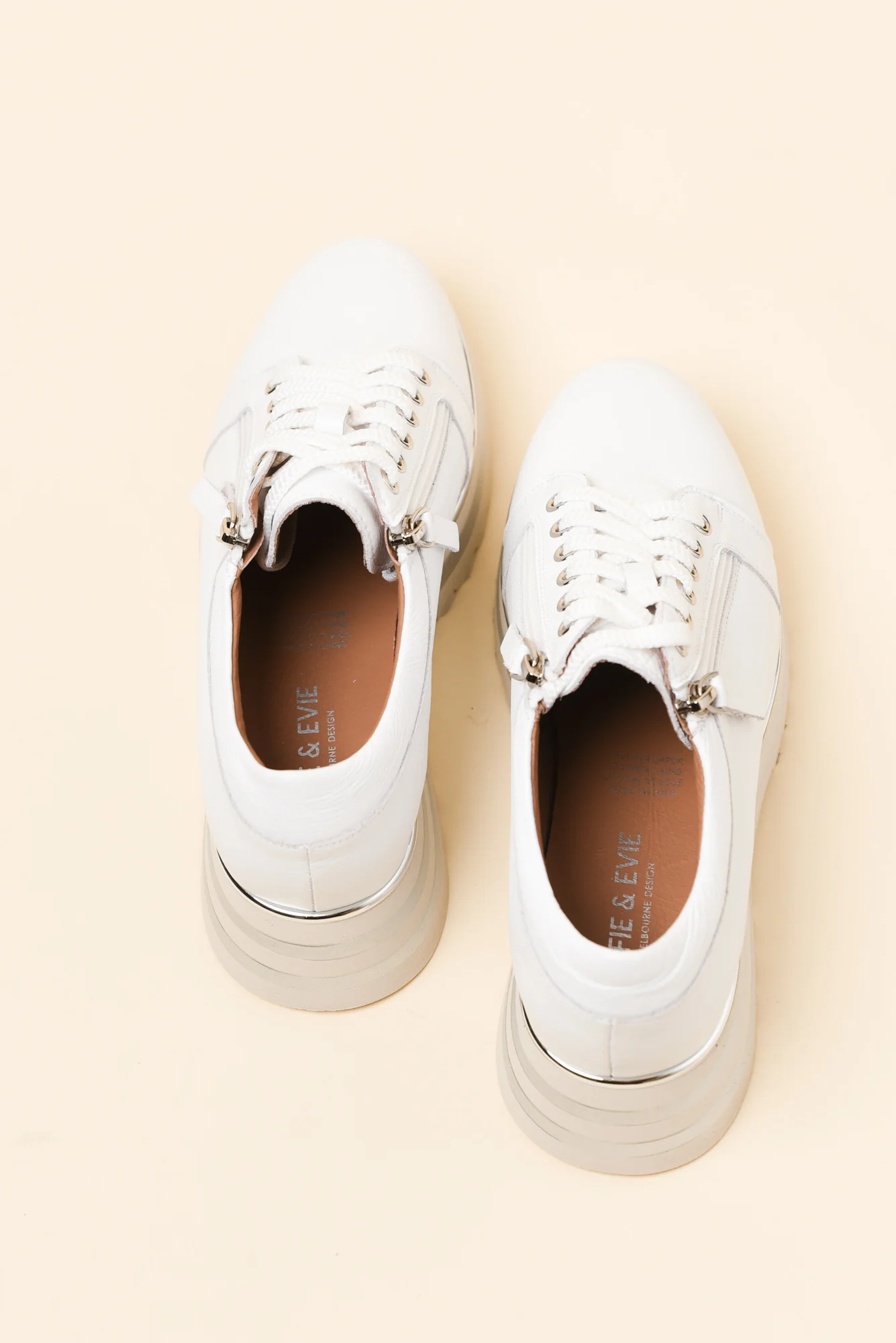 Hosting White Leather Platform Sneaker - Image 4