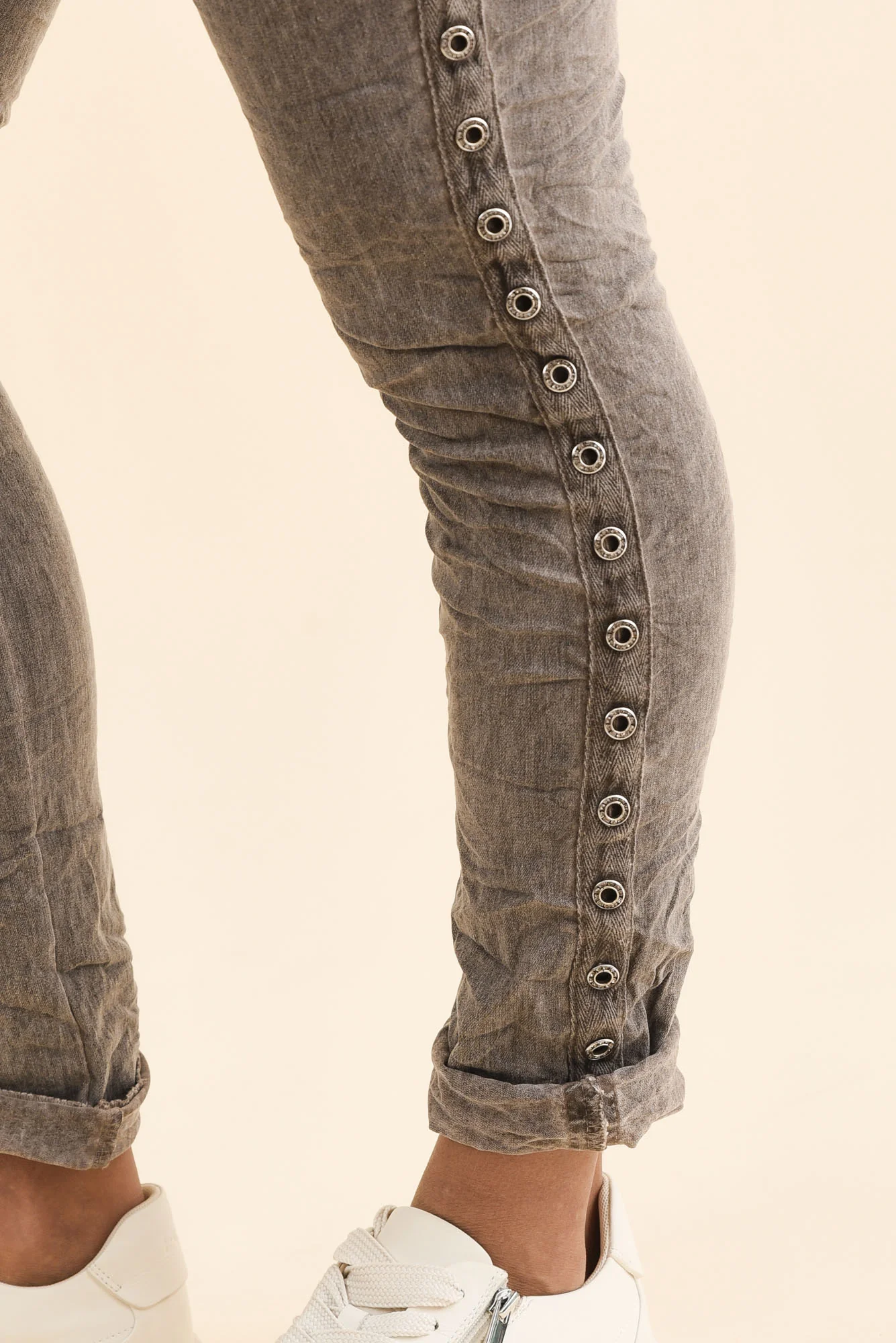 Jaya Mocha Drawstring Pants - Image 6