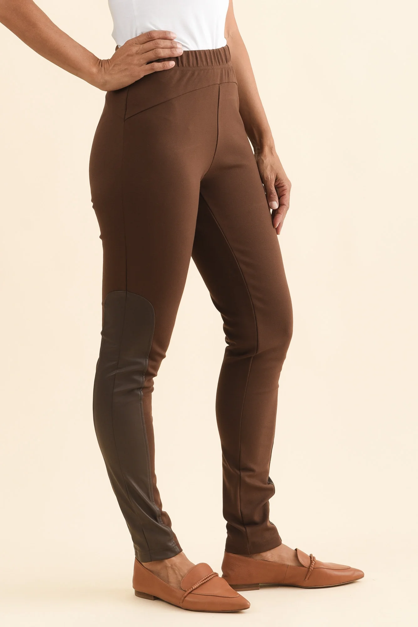 Jesse Chocolate Trim Stretch Leggings - Image 3