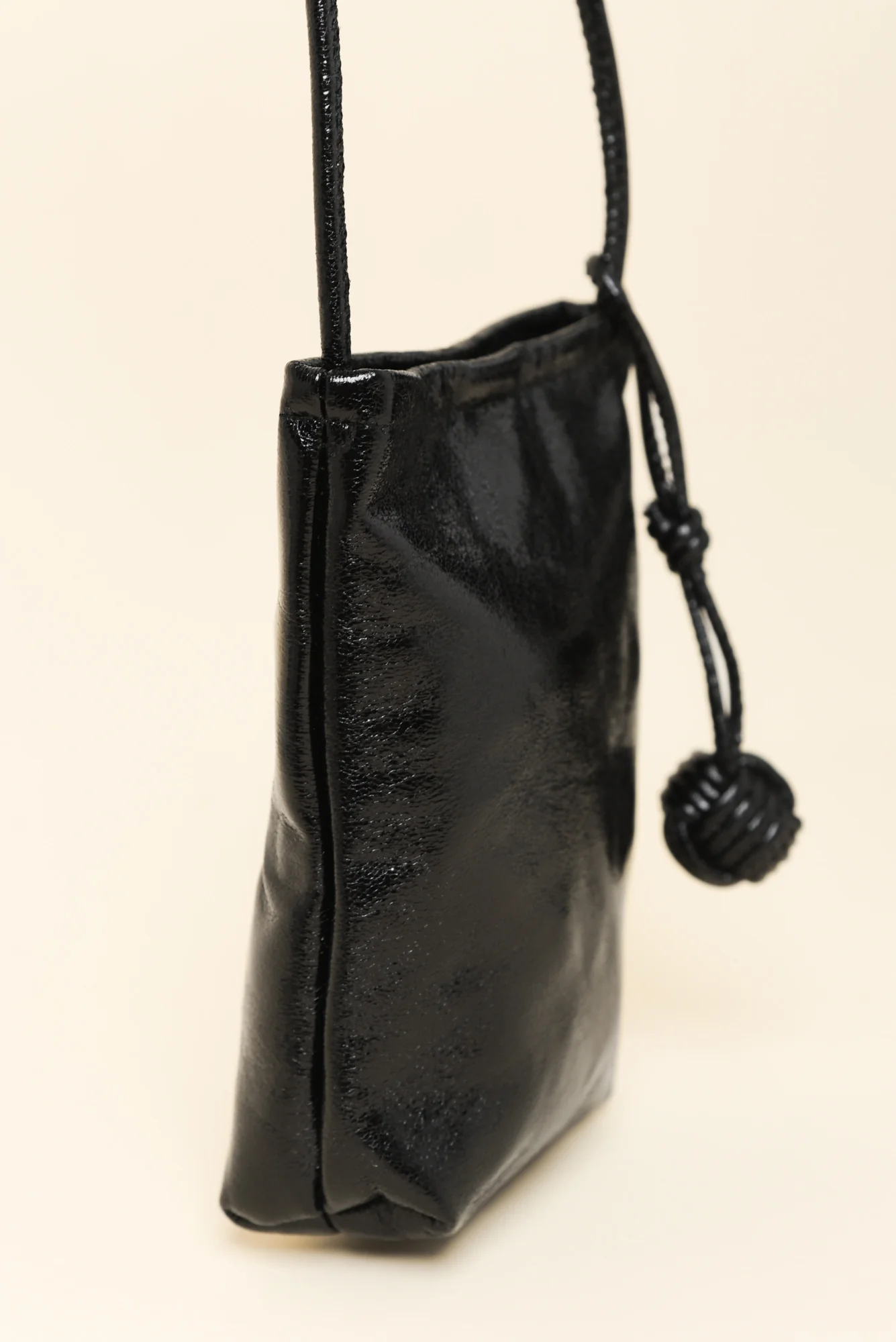 Jimmy Metallic Black Crossbody Bag - Image 2