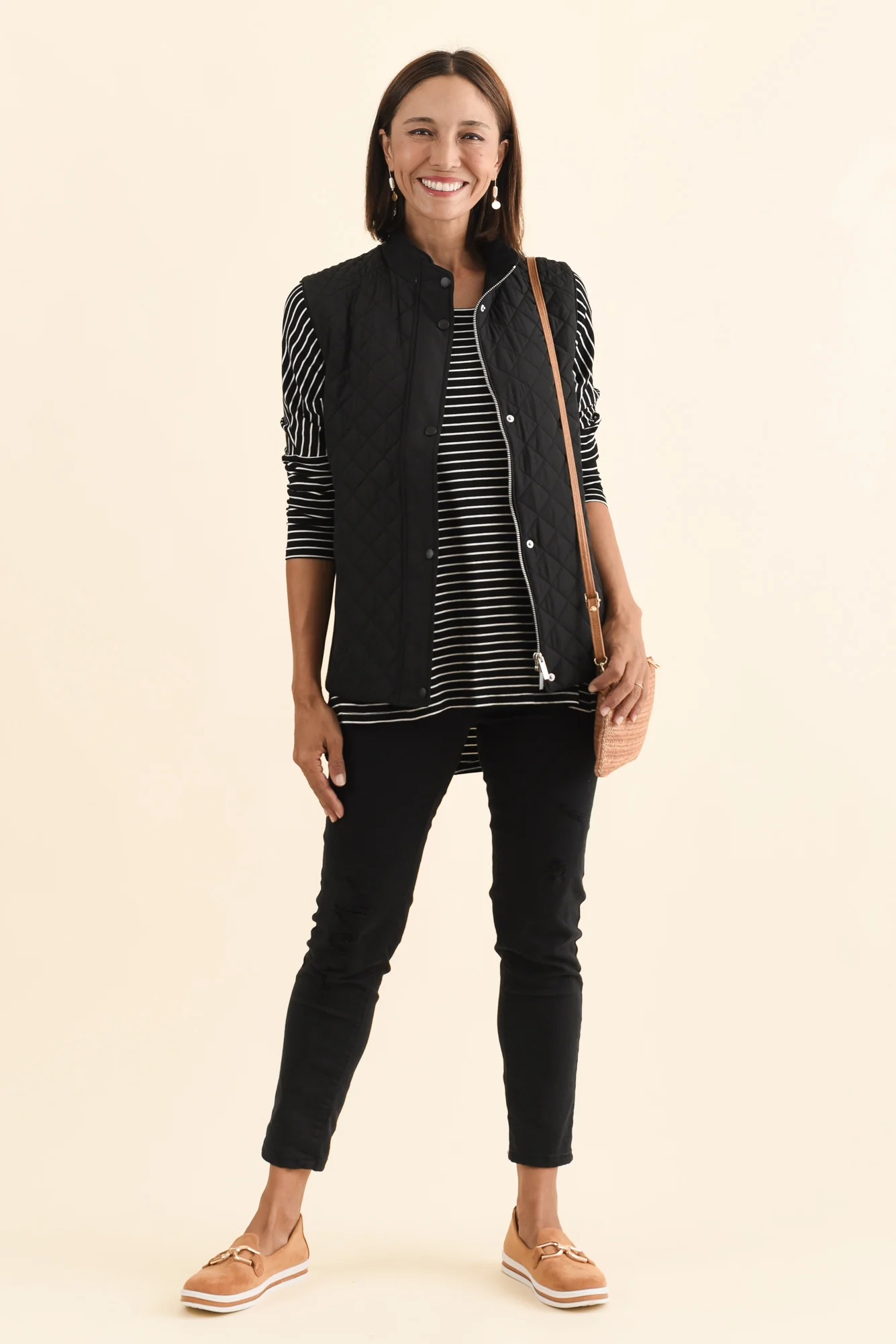 Joey Black Puffer Vest - Image 3