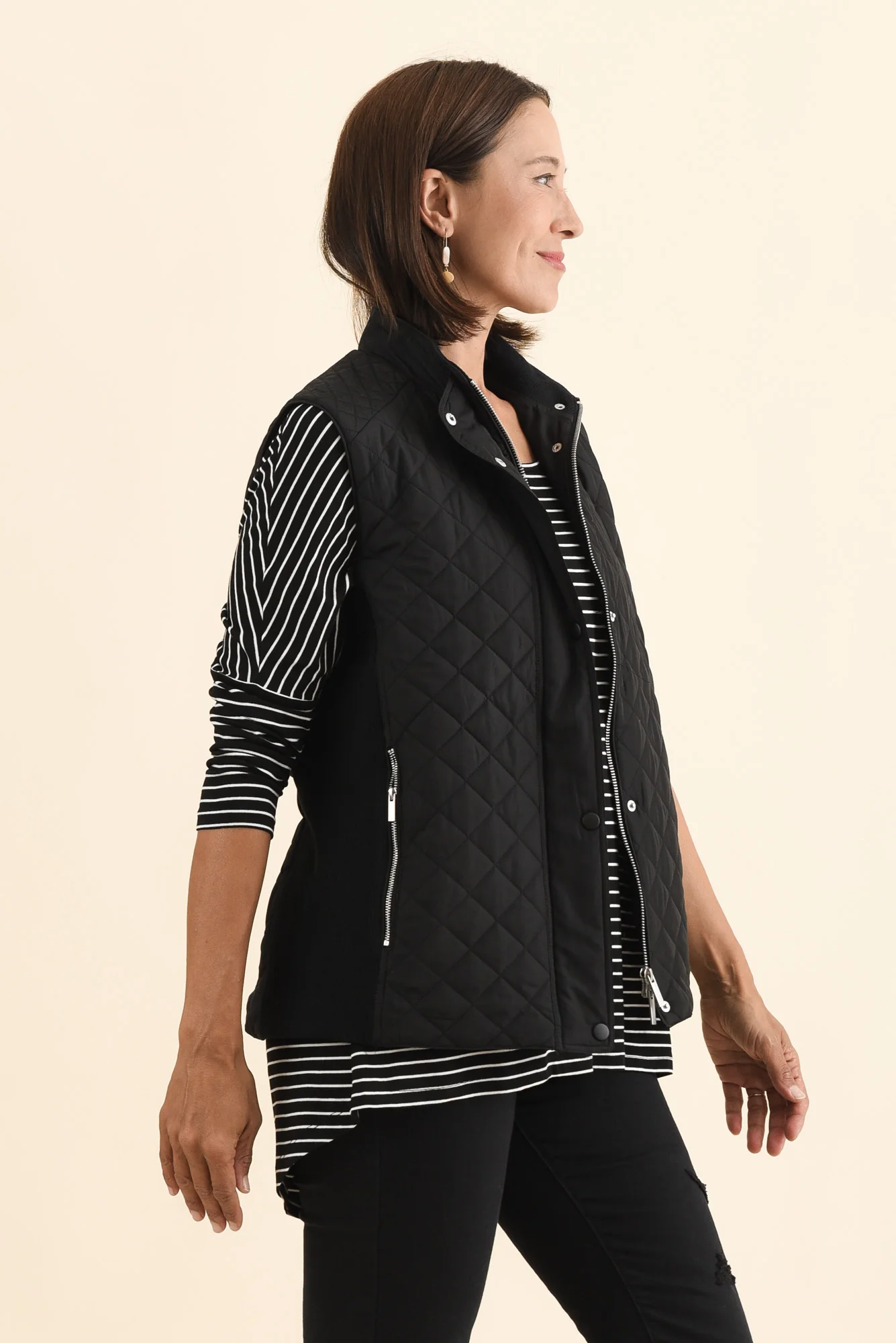 Joey Black Puffer Vest - Image 4