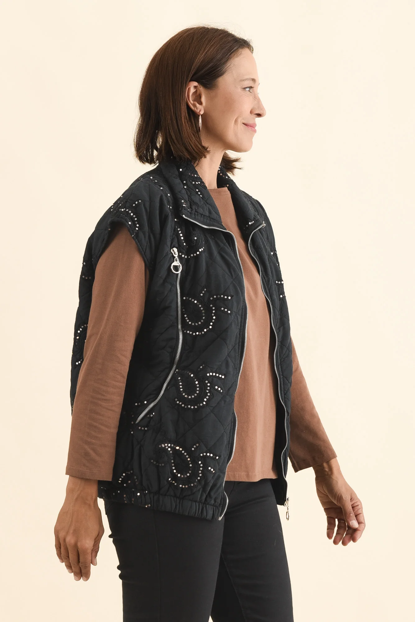 Kaylani Black Sequin Quilted Vest - Image 3