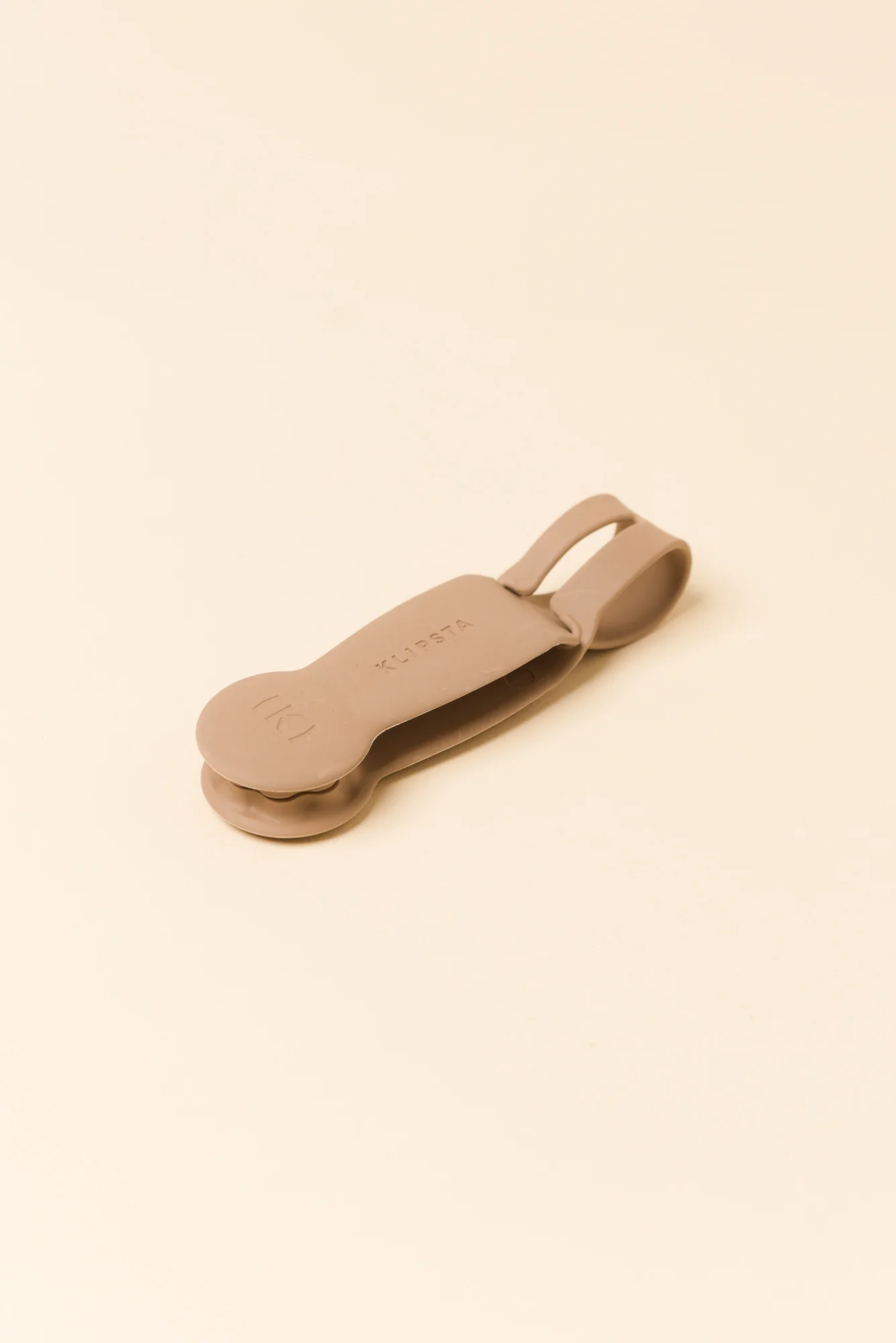 Klipsta Tan Hat Clip - Image 4