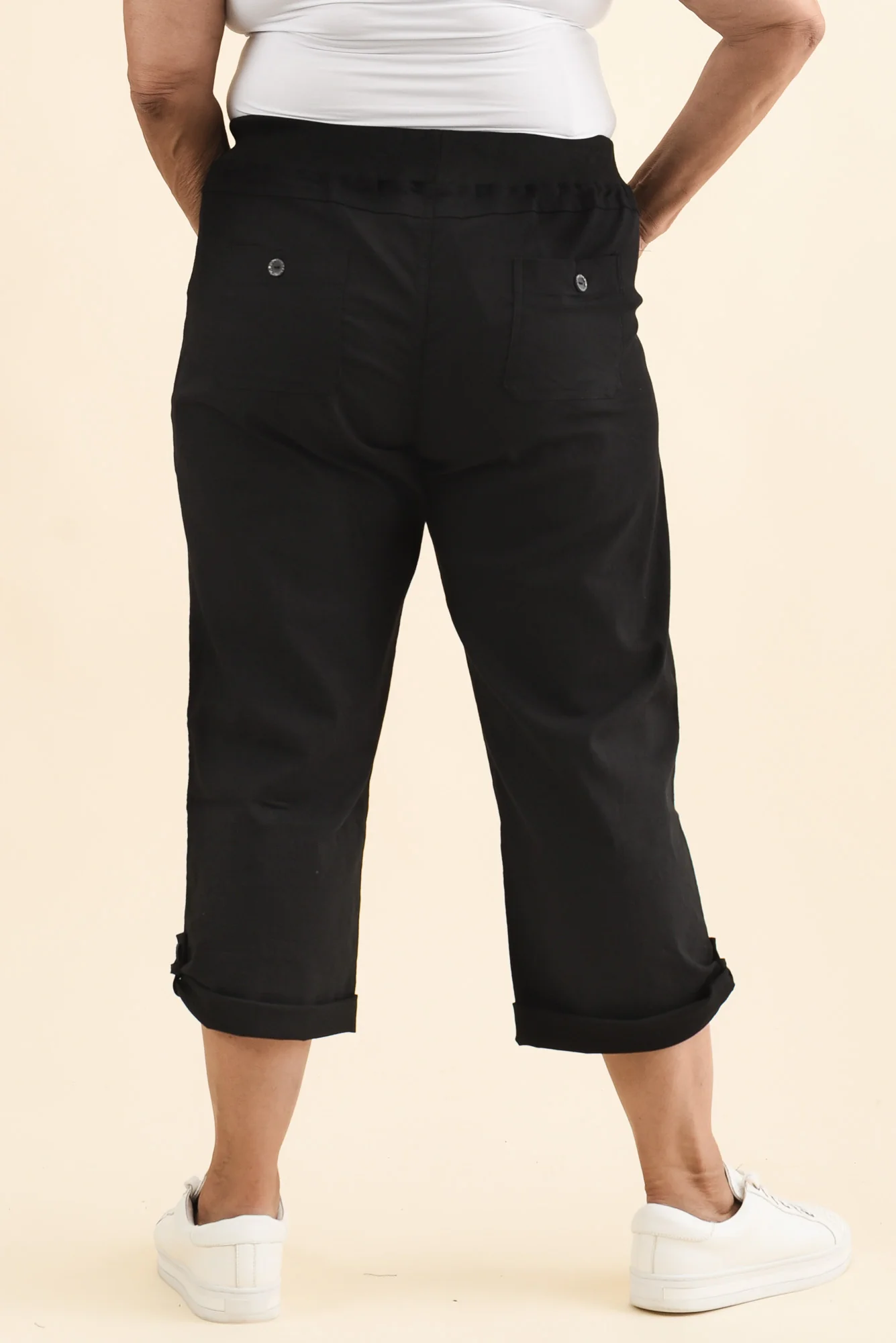 Lindsay Black 7/8 Cargo Pants - Image 11