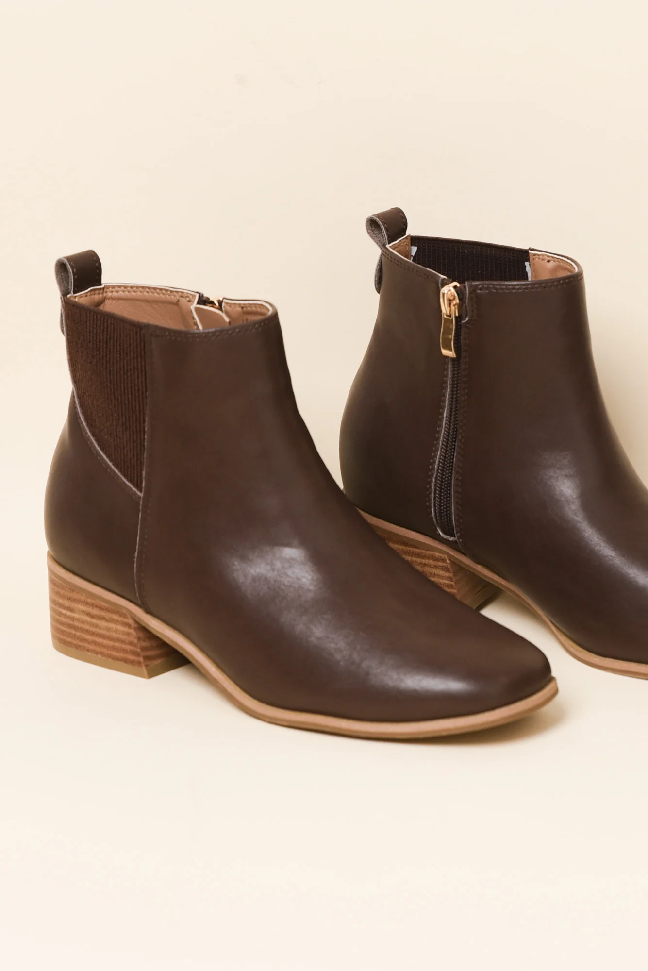 Lyra Chocolate Leather Heeled Boot - Image 4