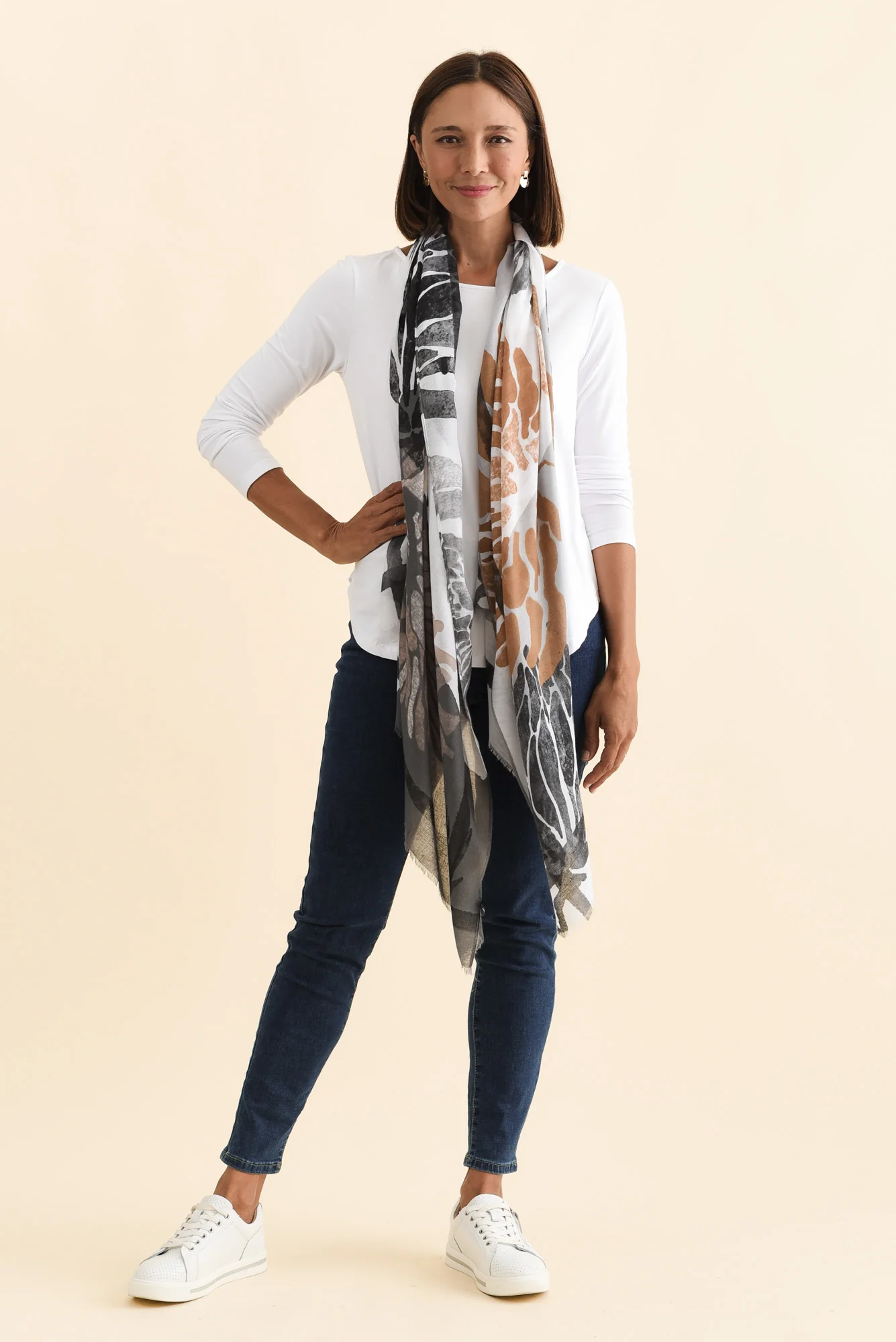 Maleny Black Garden Scarf - Image 2