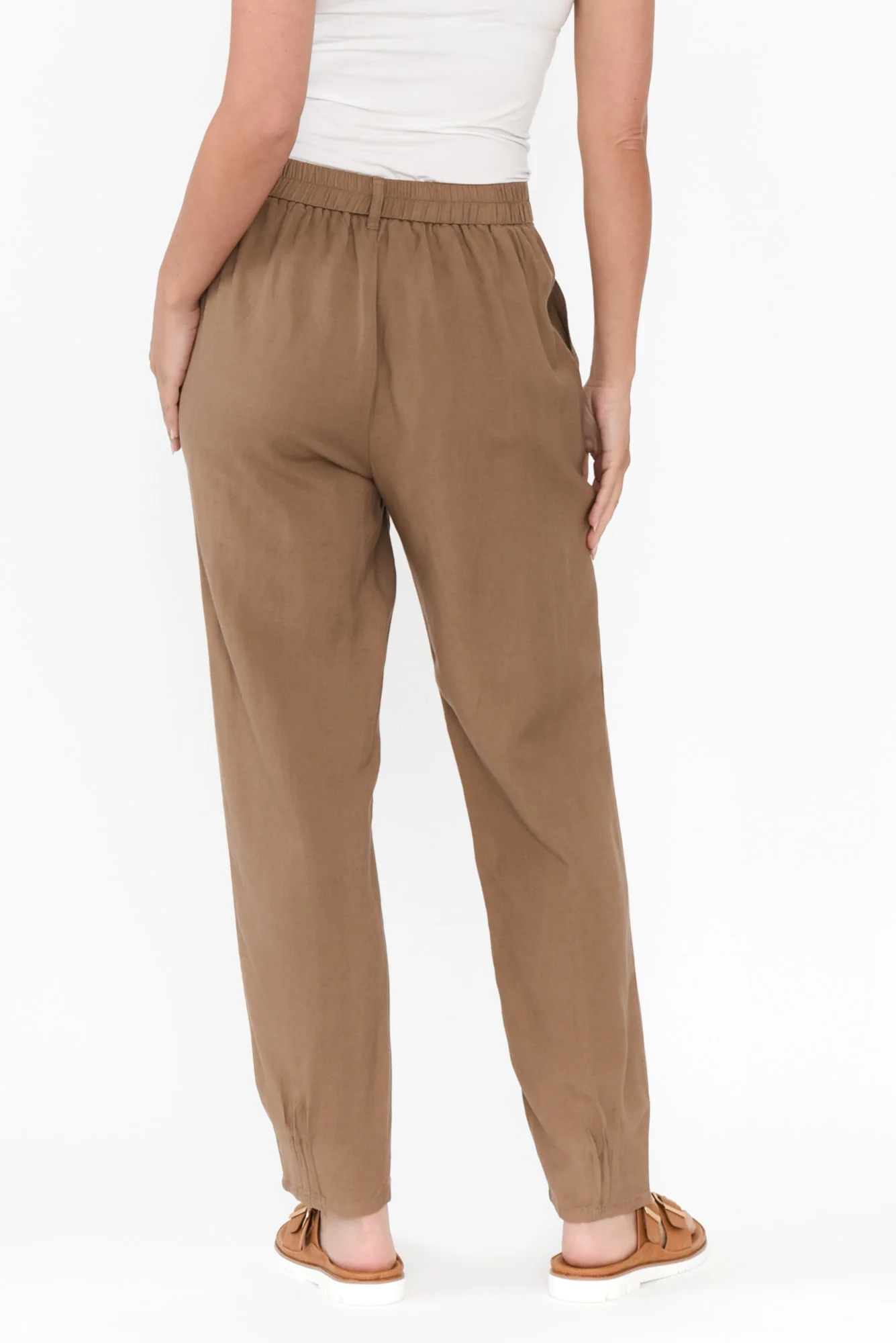 Manon Mocha Cropped Pants - Image 5