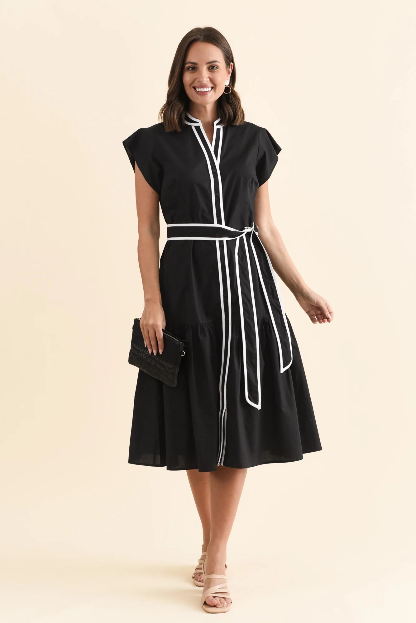 Mari Black Contrast Cotton Tie Dress - Image 3