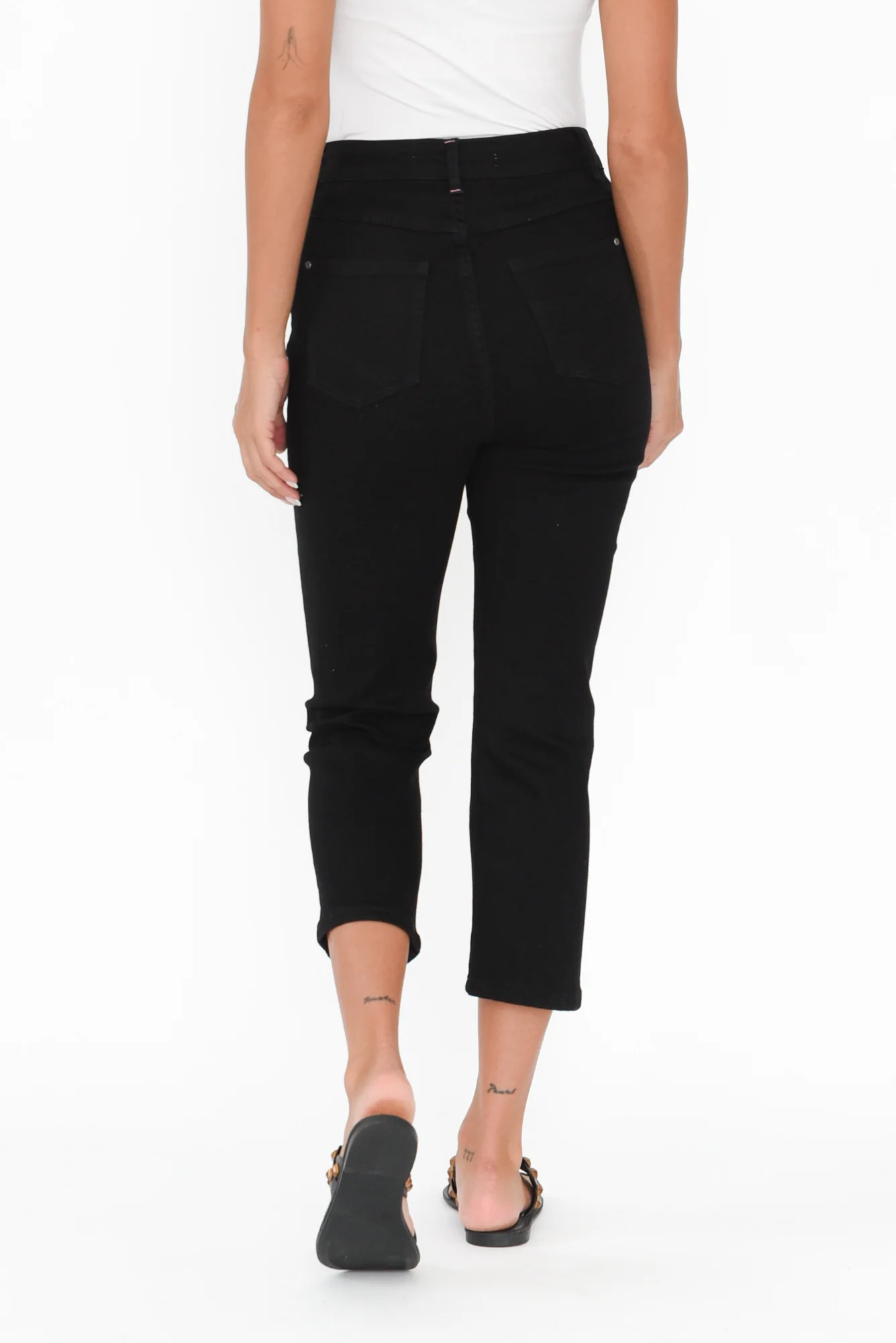 Mollie Black Stretch Denim Capri Jeans - Image 4