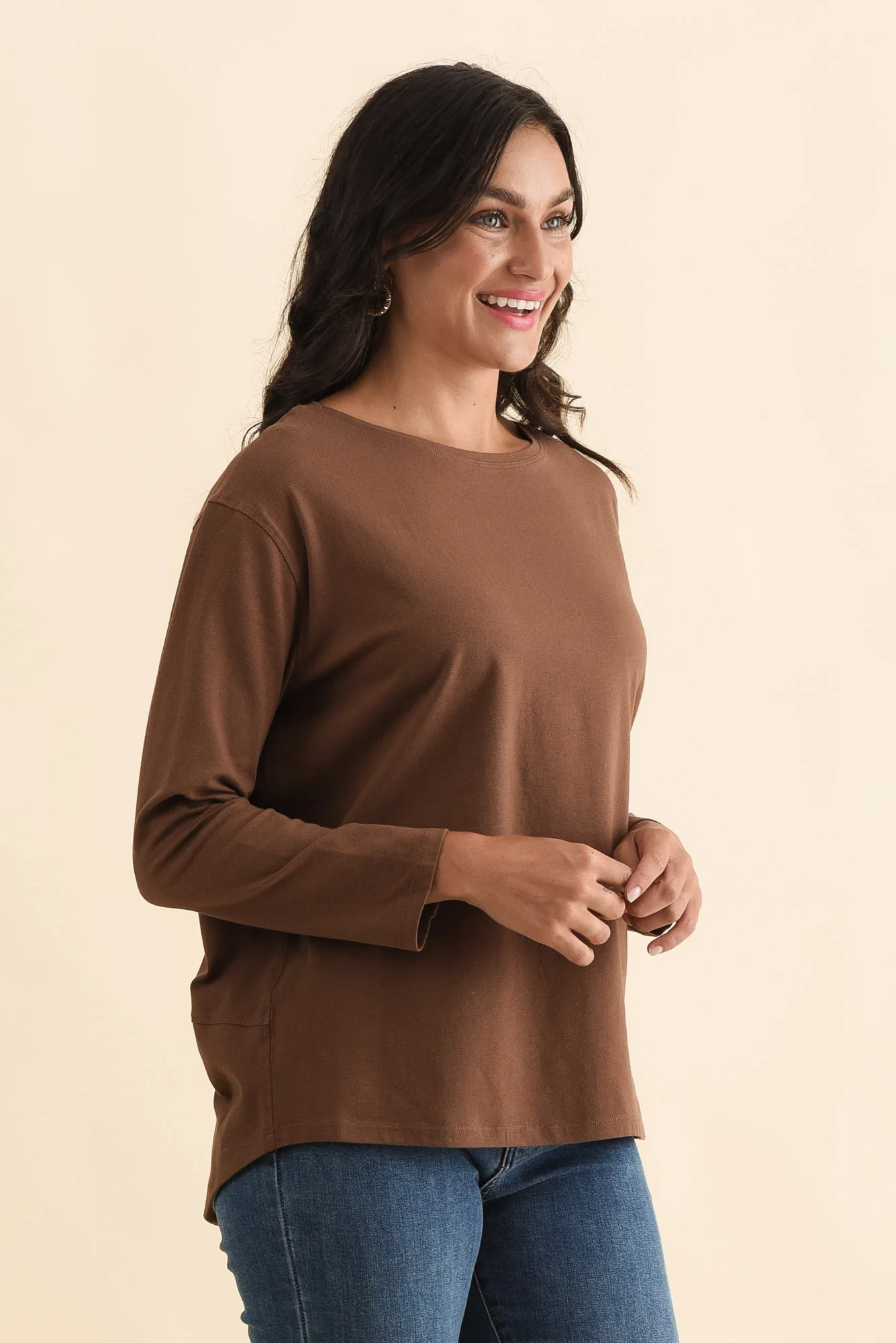 Moya Chocolate Hi Lo Top - Image 4