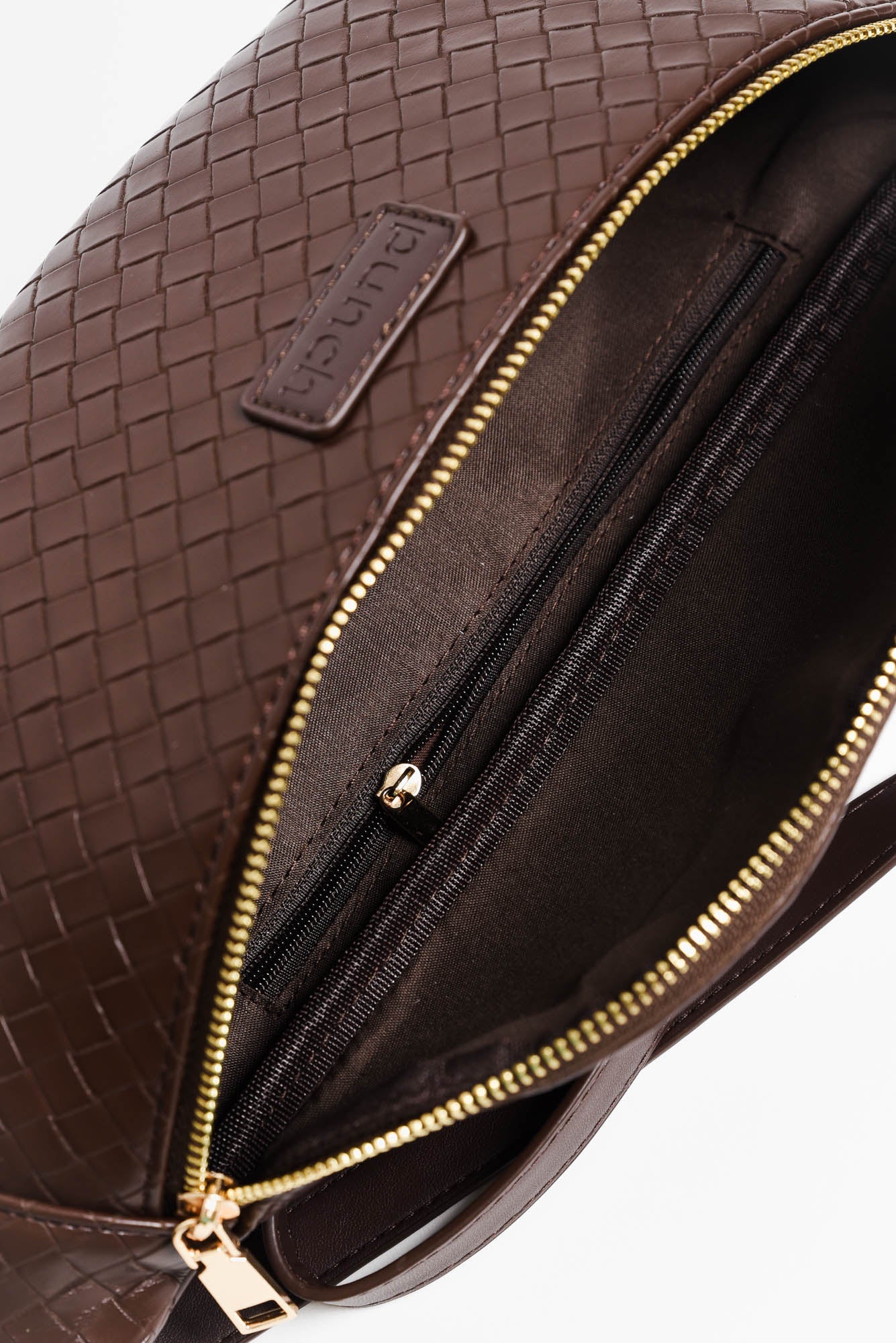 Nomad Brown Woven Sling Bag - Image 3