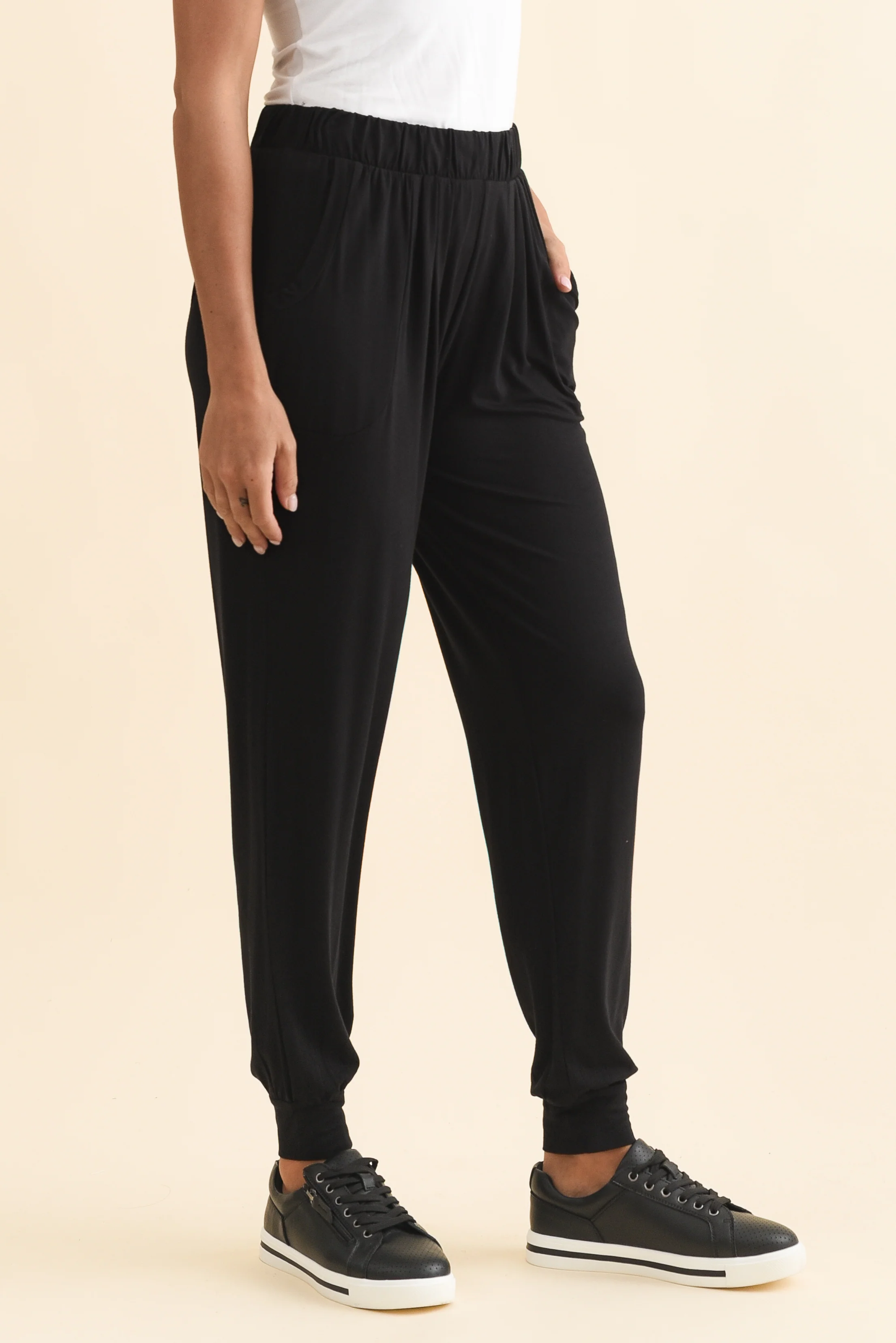 Black Weekend Pants - Image 4