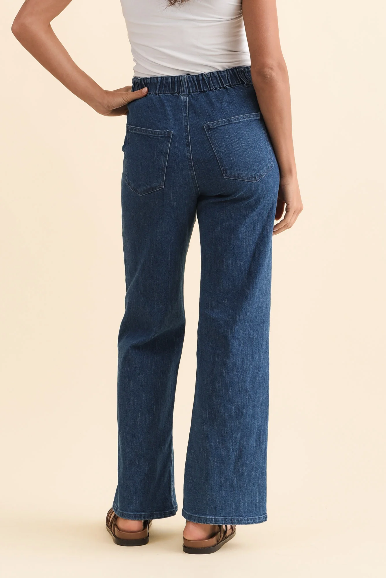 Relax Blue Straight Leg Jeans - Image 4
