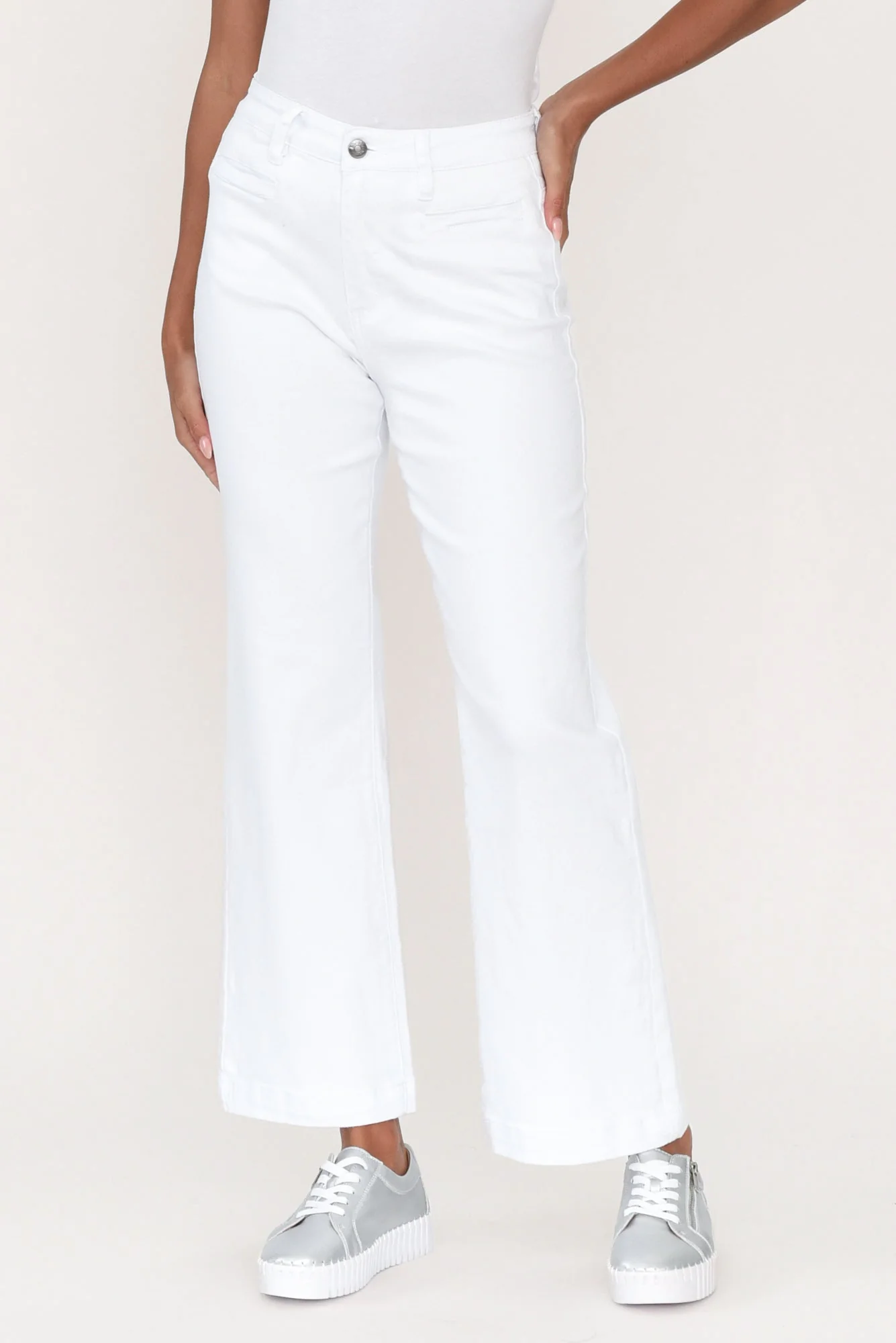 Retro White Wide Leg Jeans - Image 5