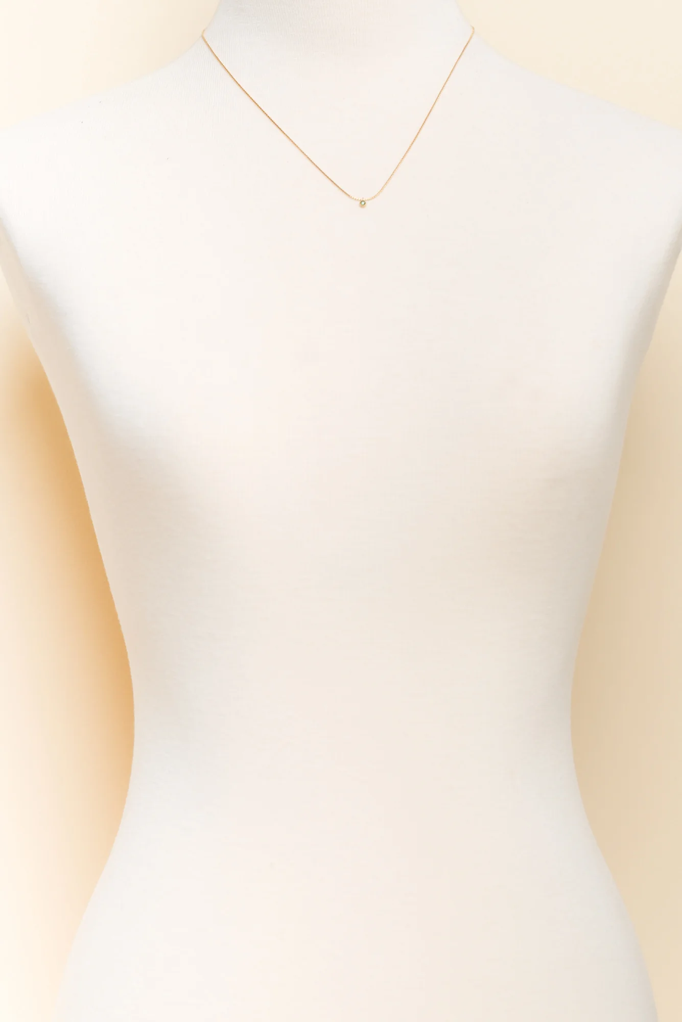 Rira Gold Jewel Necklace - Image 2