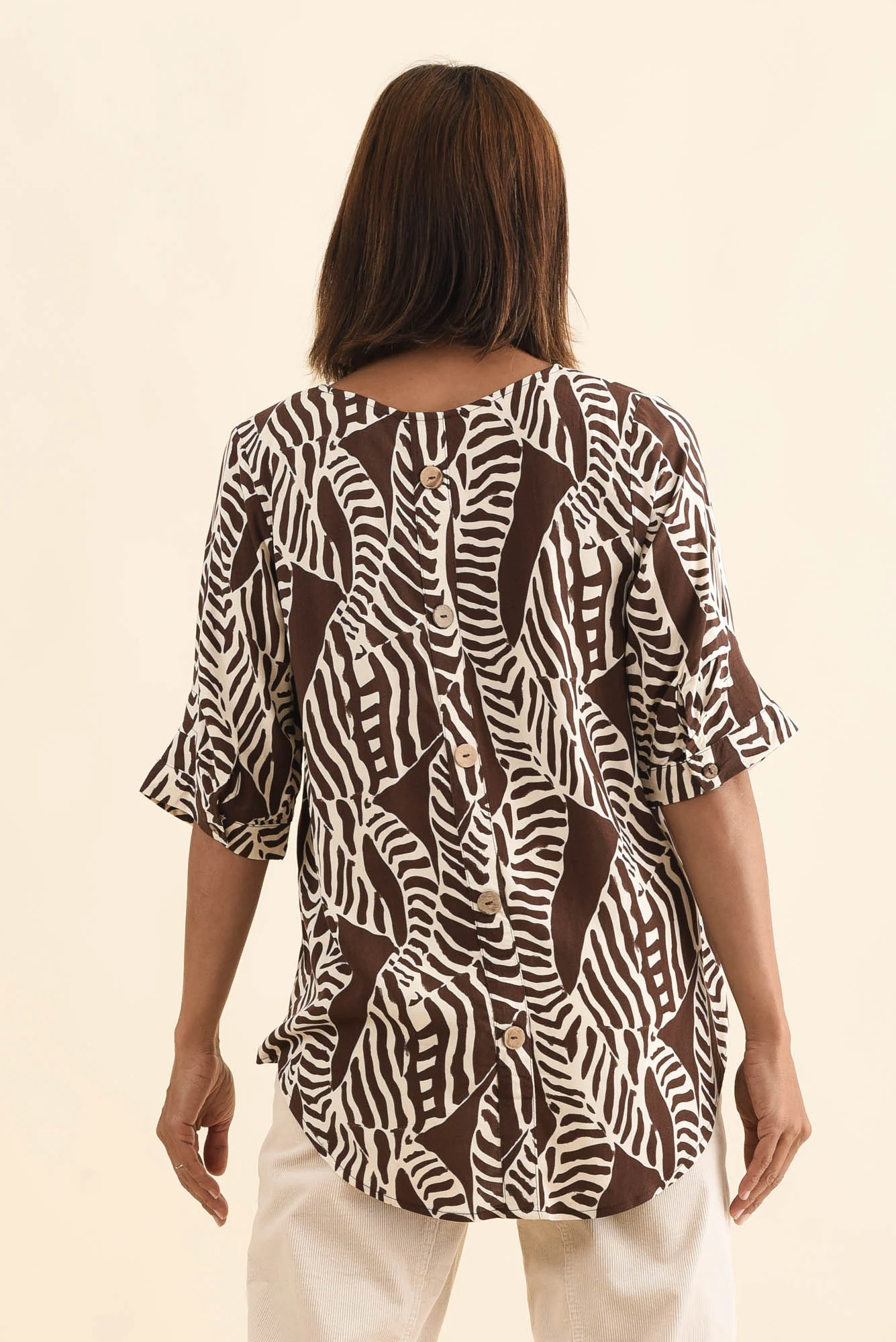 Riveria Brown Leaf V Neck Top - Image 4