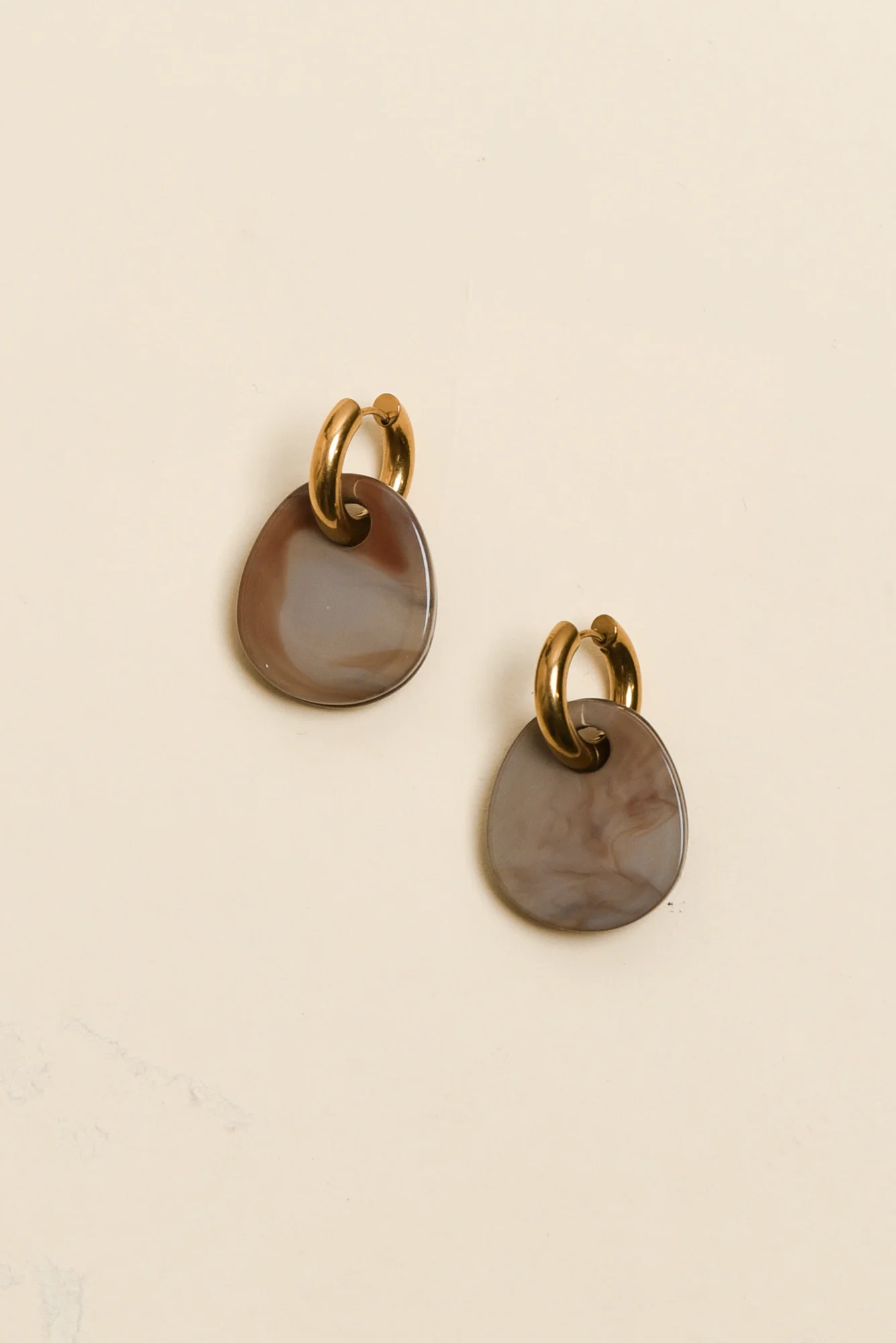 Rumi Natural Hoop Earrings